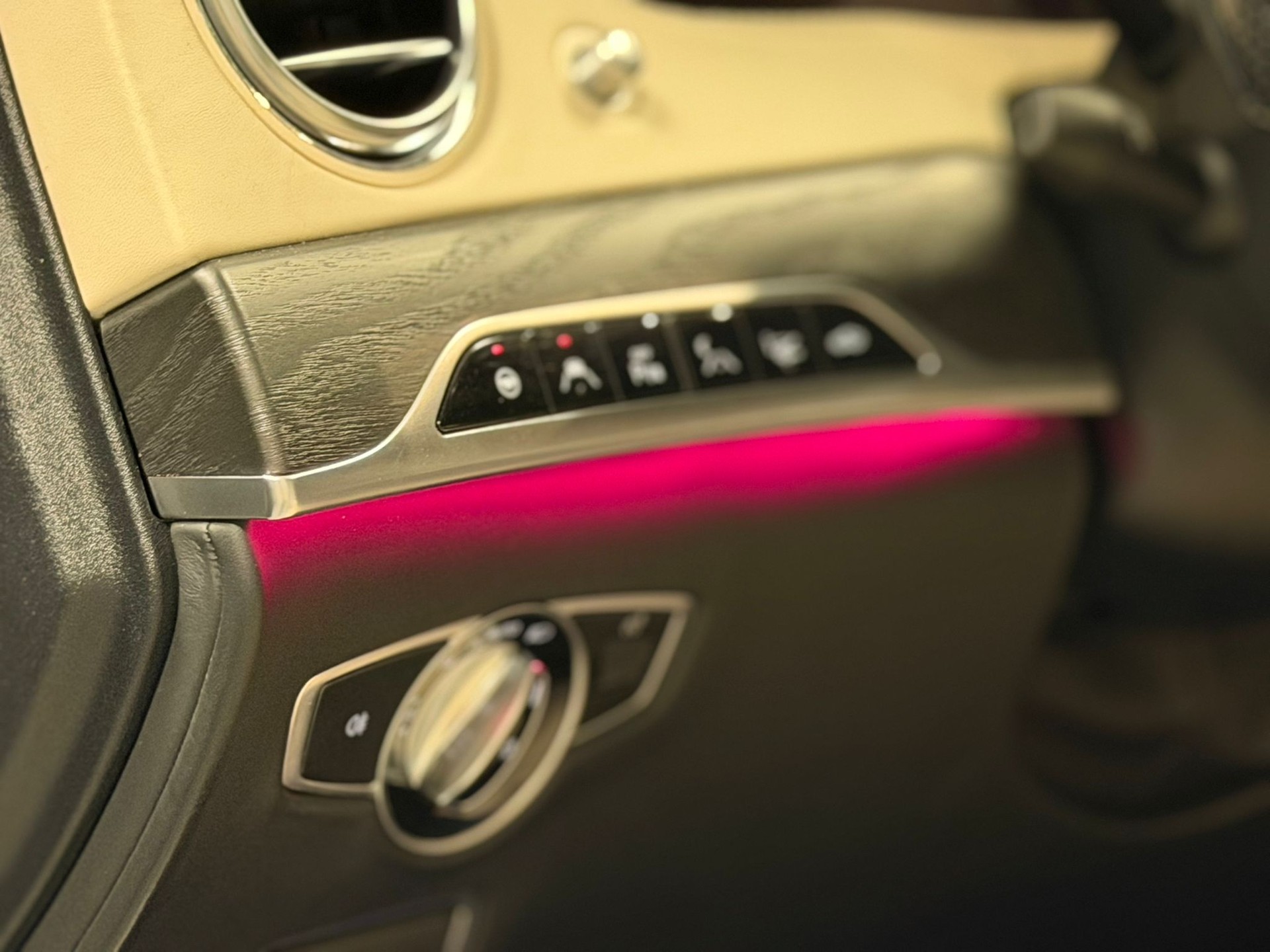 MERCEDES-BENZ S 63 AMG L 4Matic+ 9G-Tronic-image-21