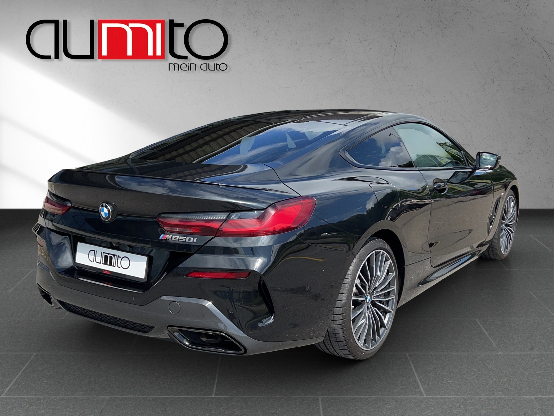 BMW M850i xDrive Steptronic-image-2