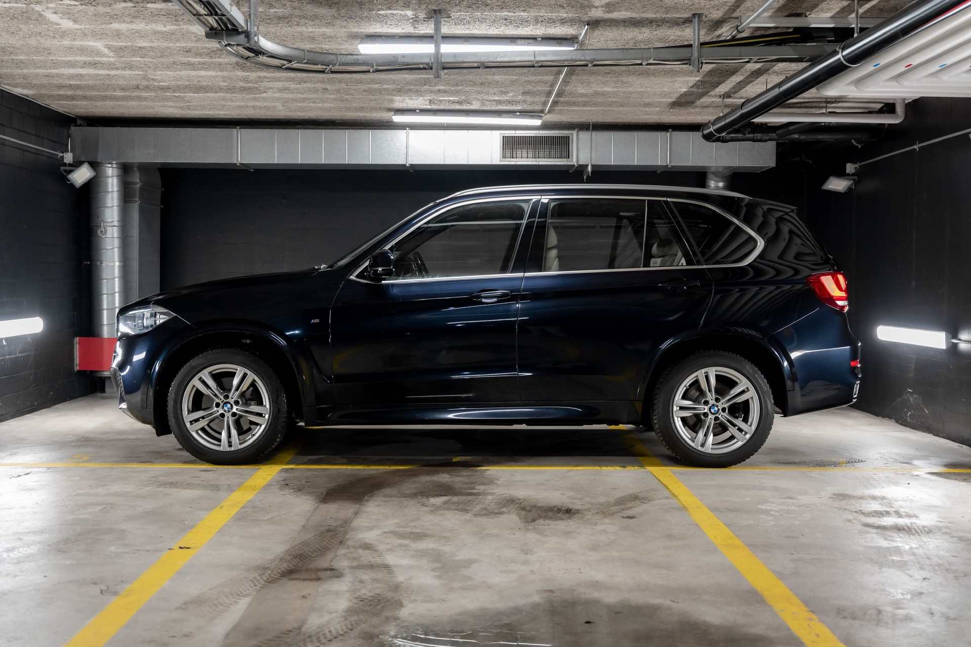 BMW X5 xDrive 40d Steptronic-image-1