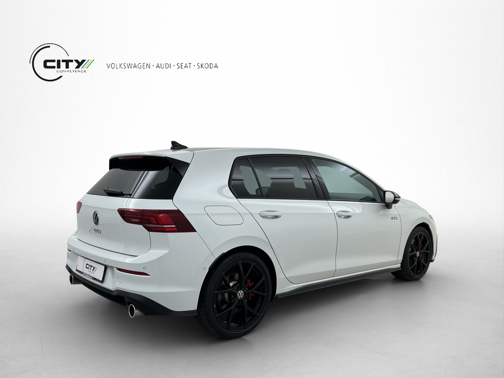 VW Golf 8 2.0 TSI GTI DSG-image-2