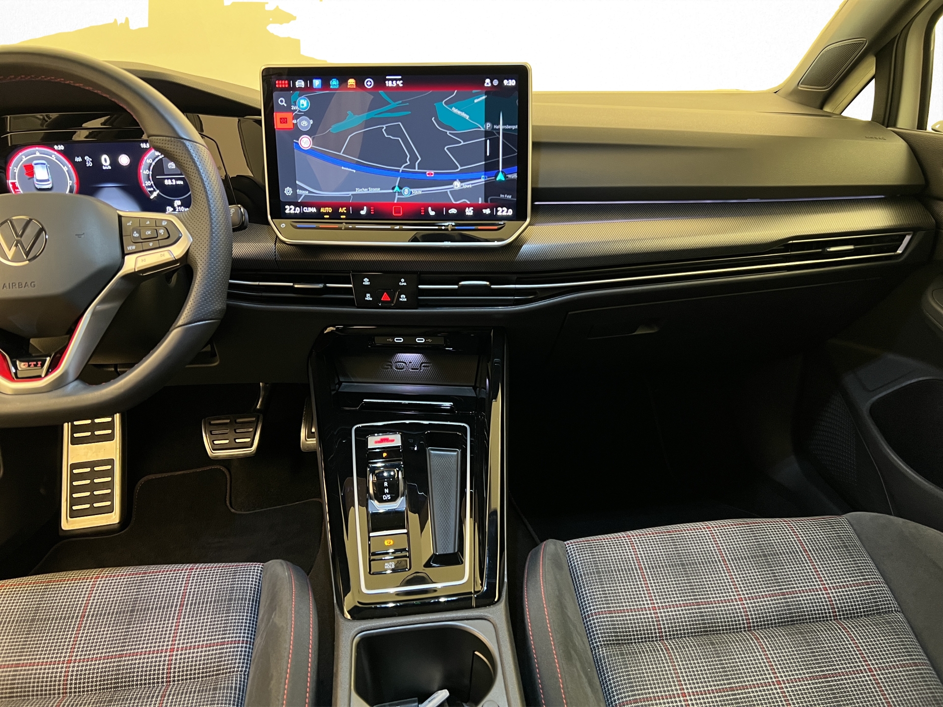 VW Golf 8 2.0 TSI GTI DSG-image-6