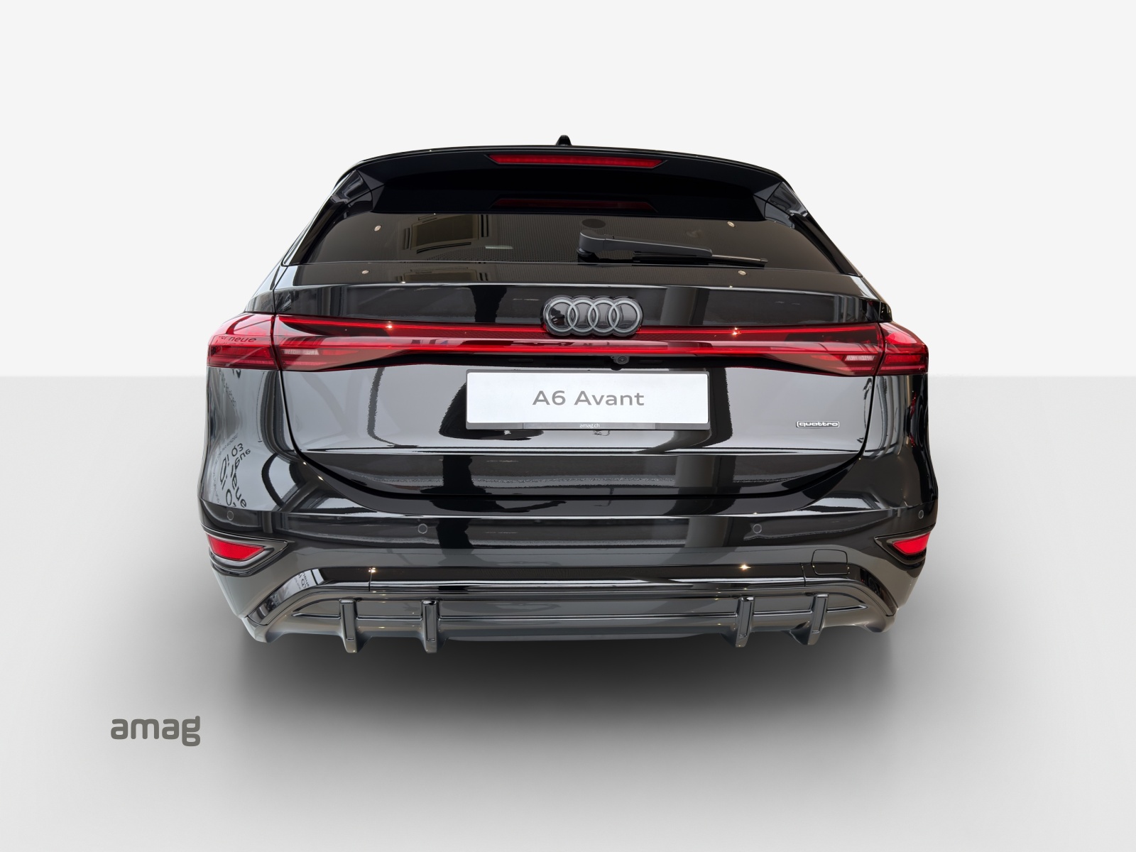 AUDI A6 Avant e-tron quattro-image-2