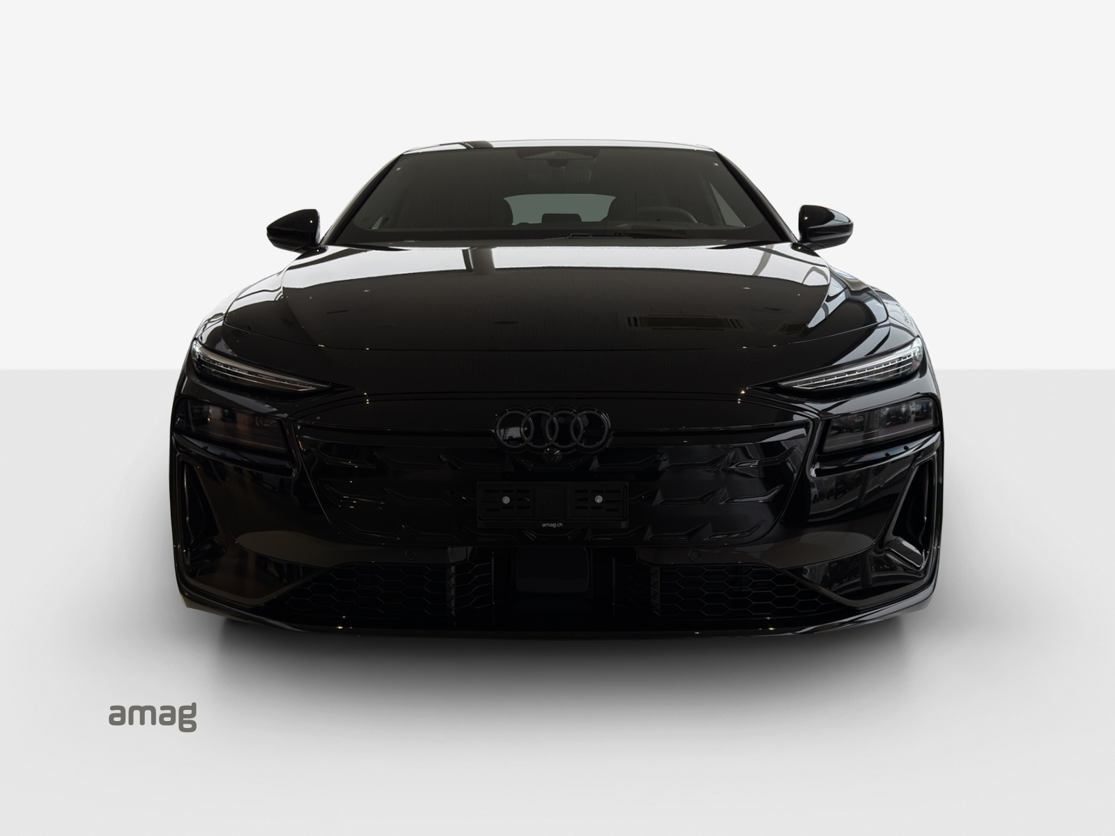 AUDI A6 Avant e-tron quattro-image-5