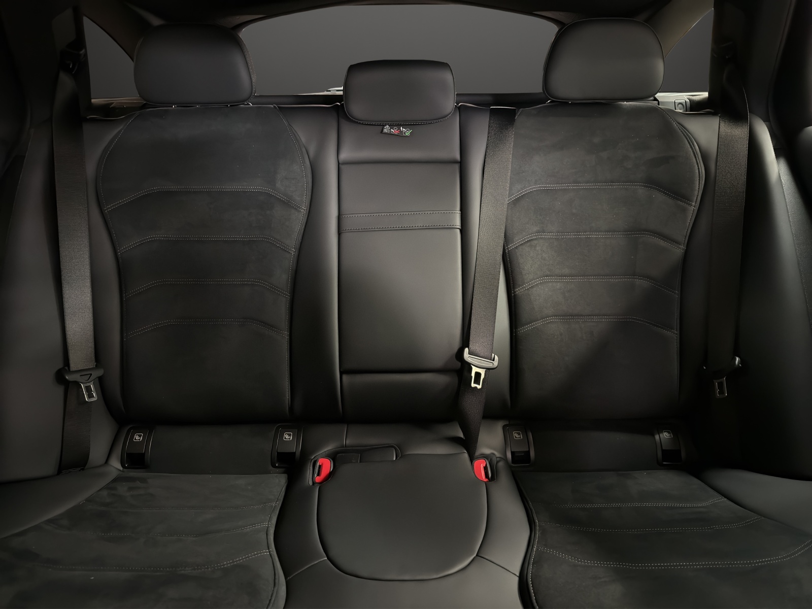MERCEDES-BENZ E 220 d T 4Matic 9G-Tronic-image-14