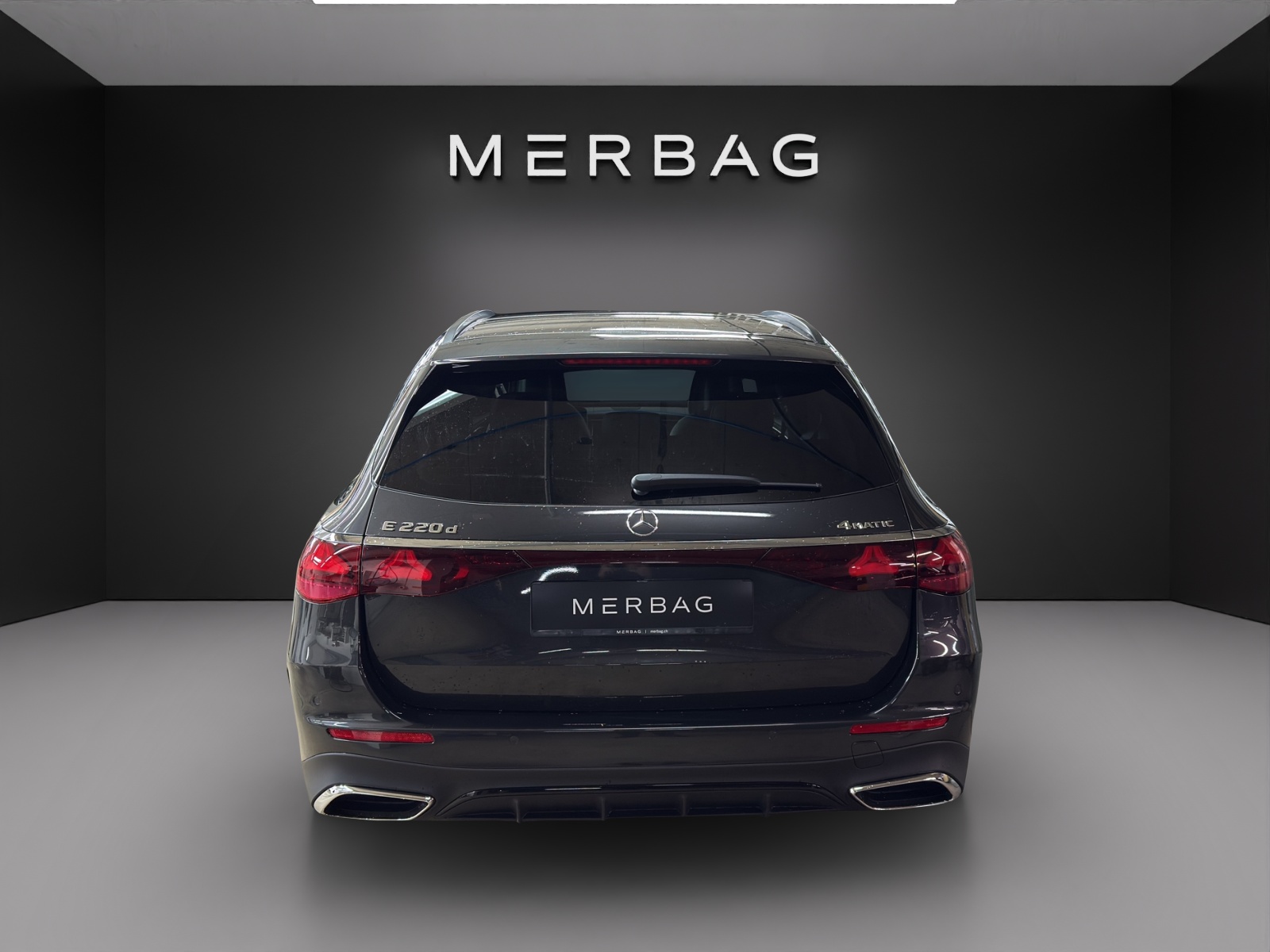 MERCEDES-BENZ E 220 d T 4Matic 9G-Tronic-image-3