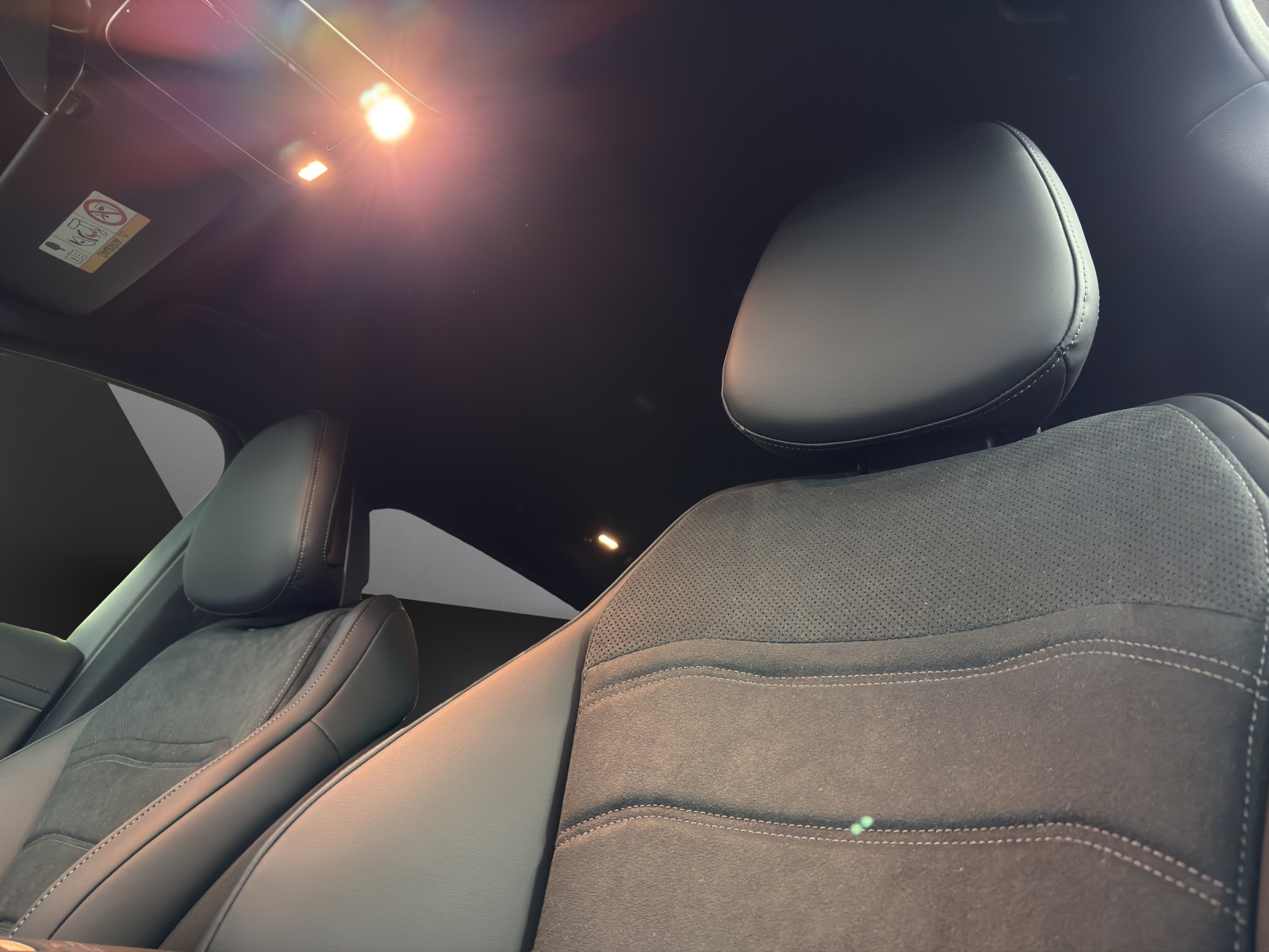 MERCEDES-BENZ E 220 d T 4Matic 9G-Tronic-image-13