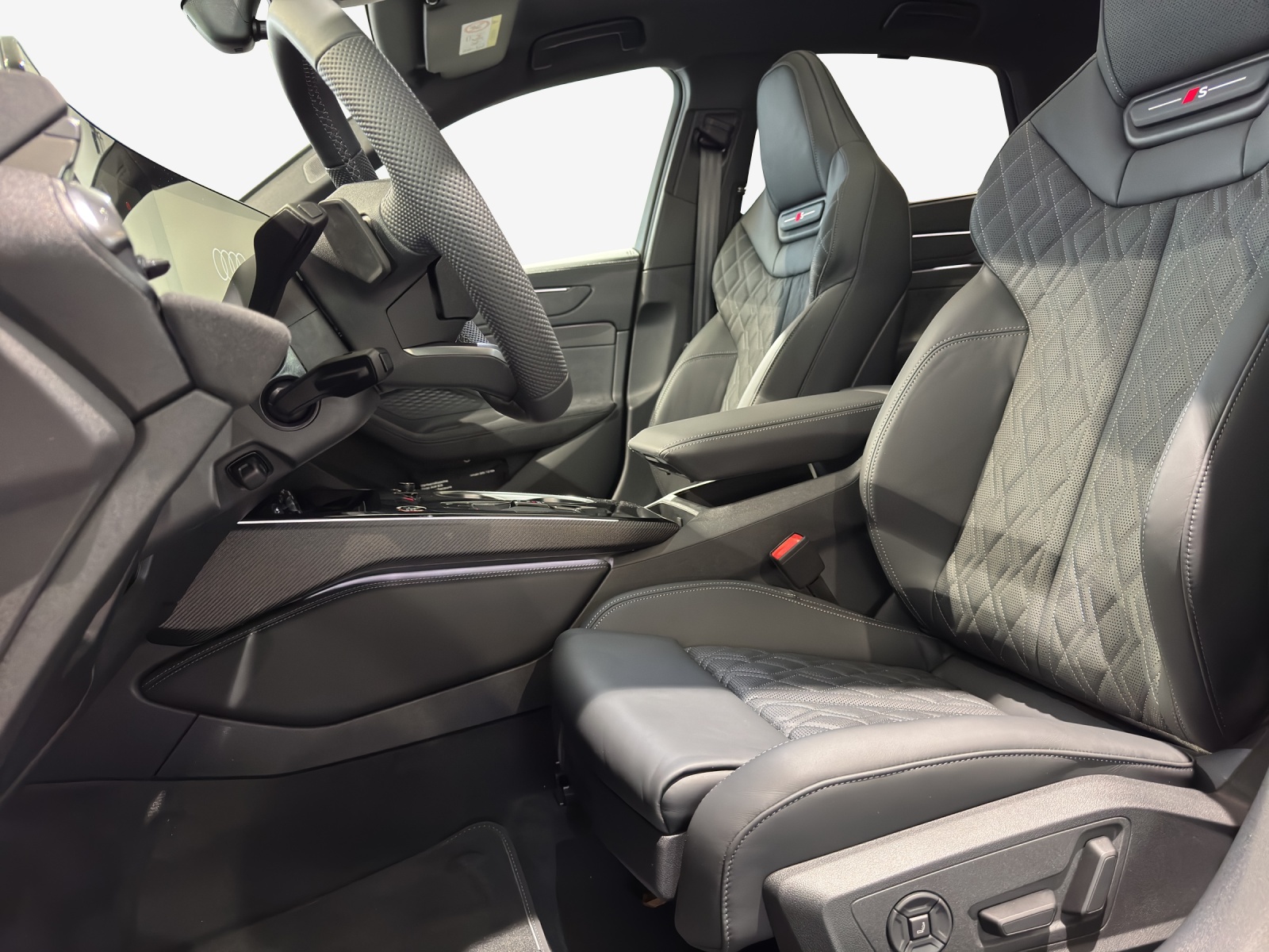 AUDI A6 Limousine e-hybrid quattro 270 kW S tronic-image-7