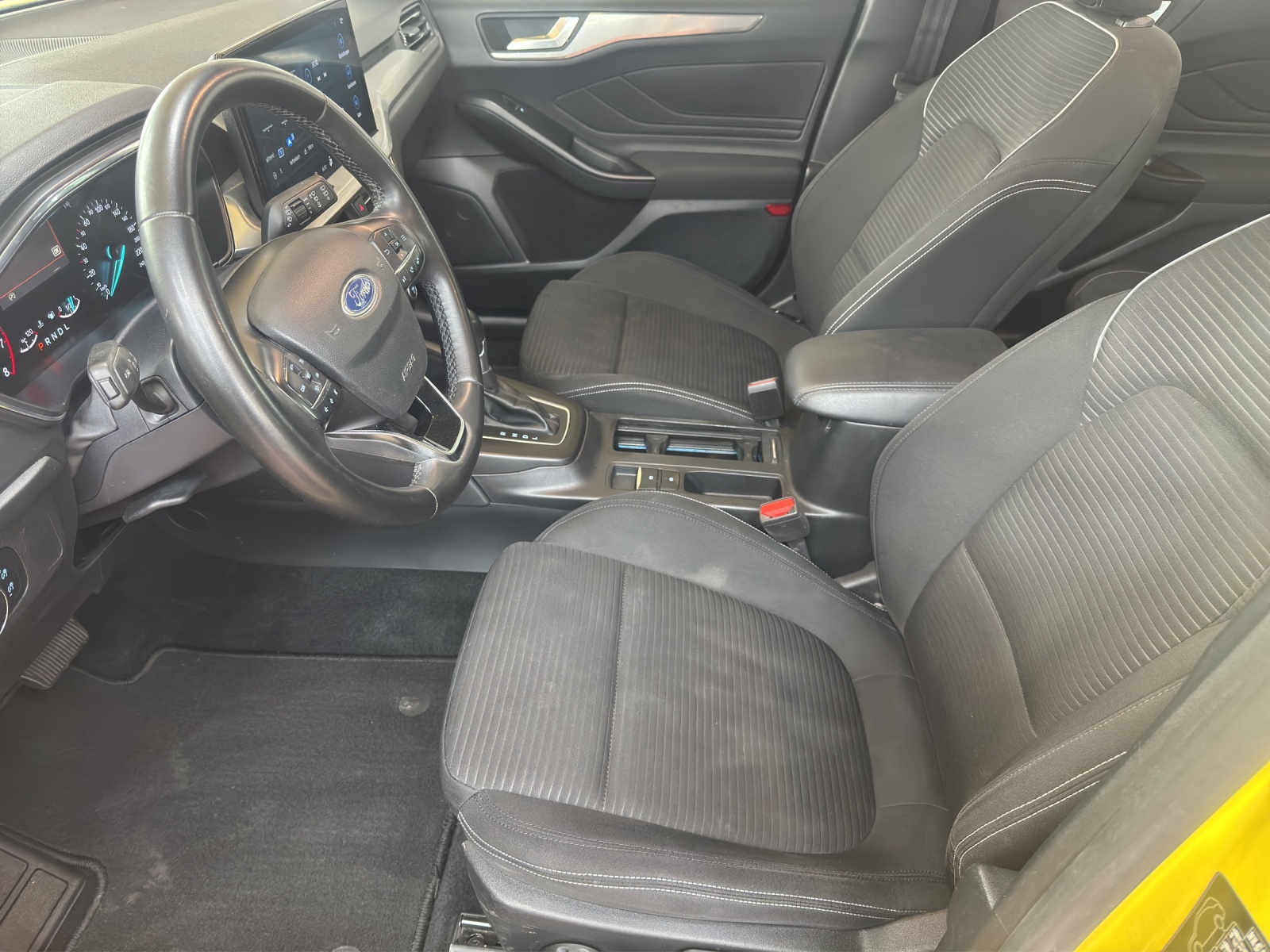 FORD Focus 1.0 MHEV Titanium Automat-image-6