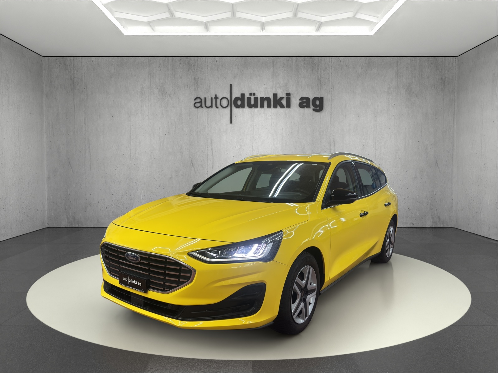 FORD Focus 1.0 MHEV Titanium Automat-image-0