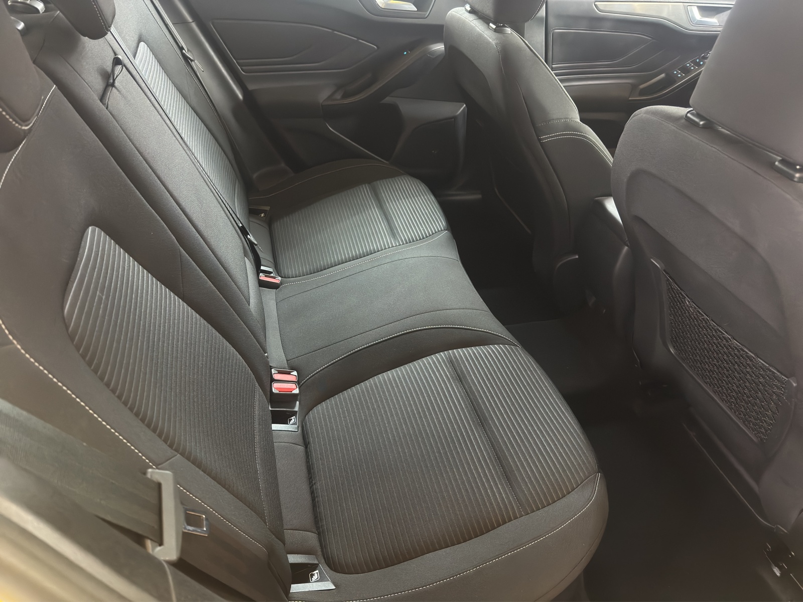 FORD Focus 1.0 MHEV Titanium Automat-image-11