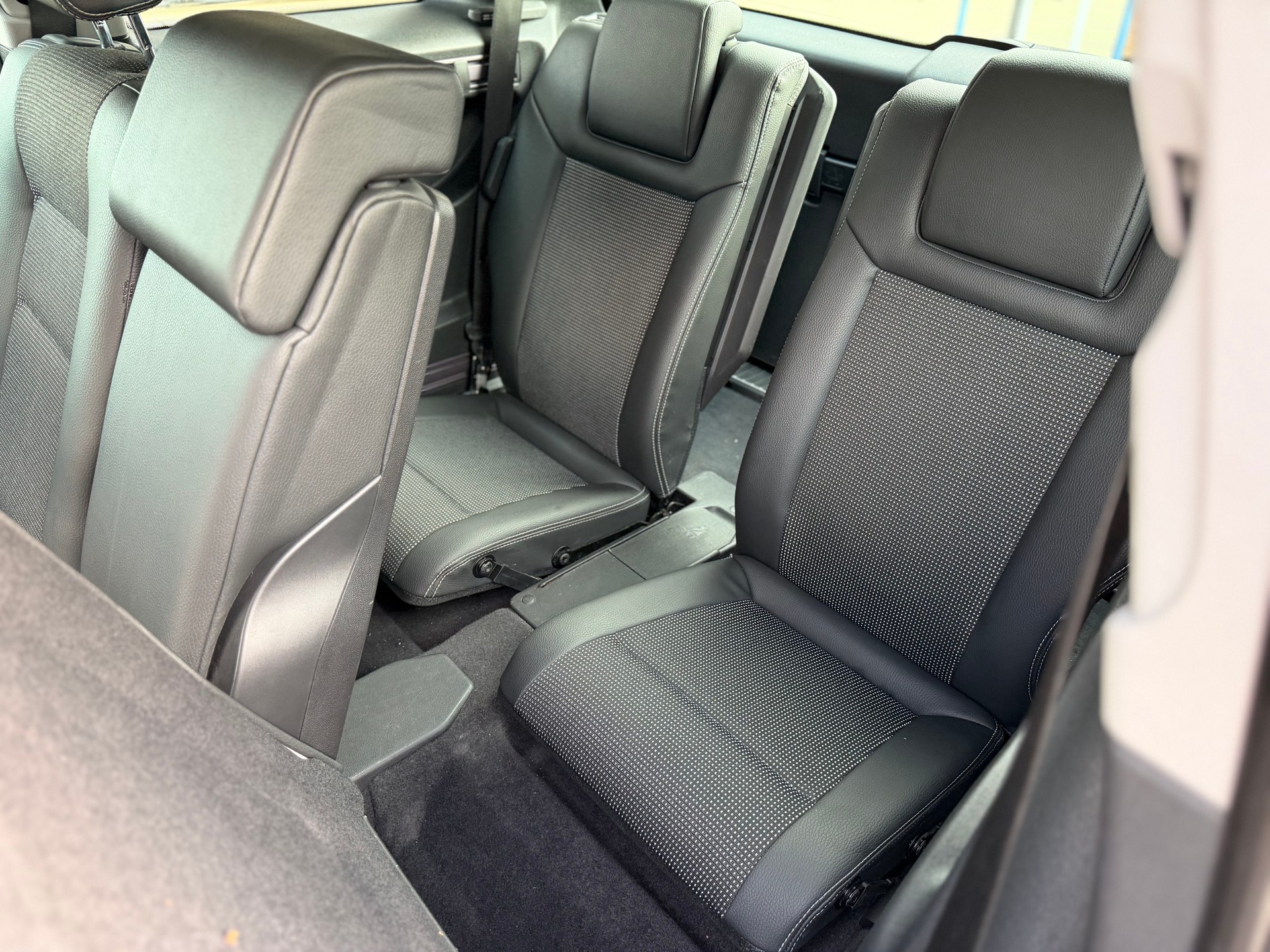 OPEL ZAFIRA-image-11