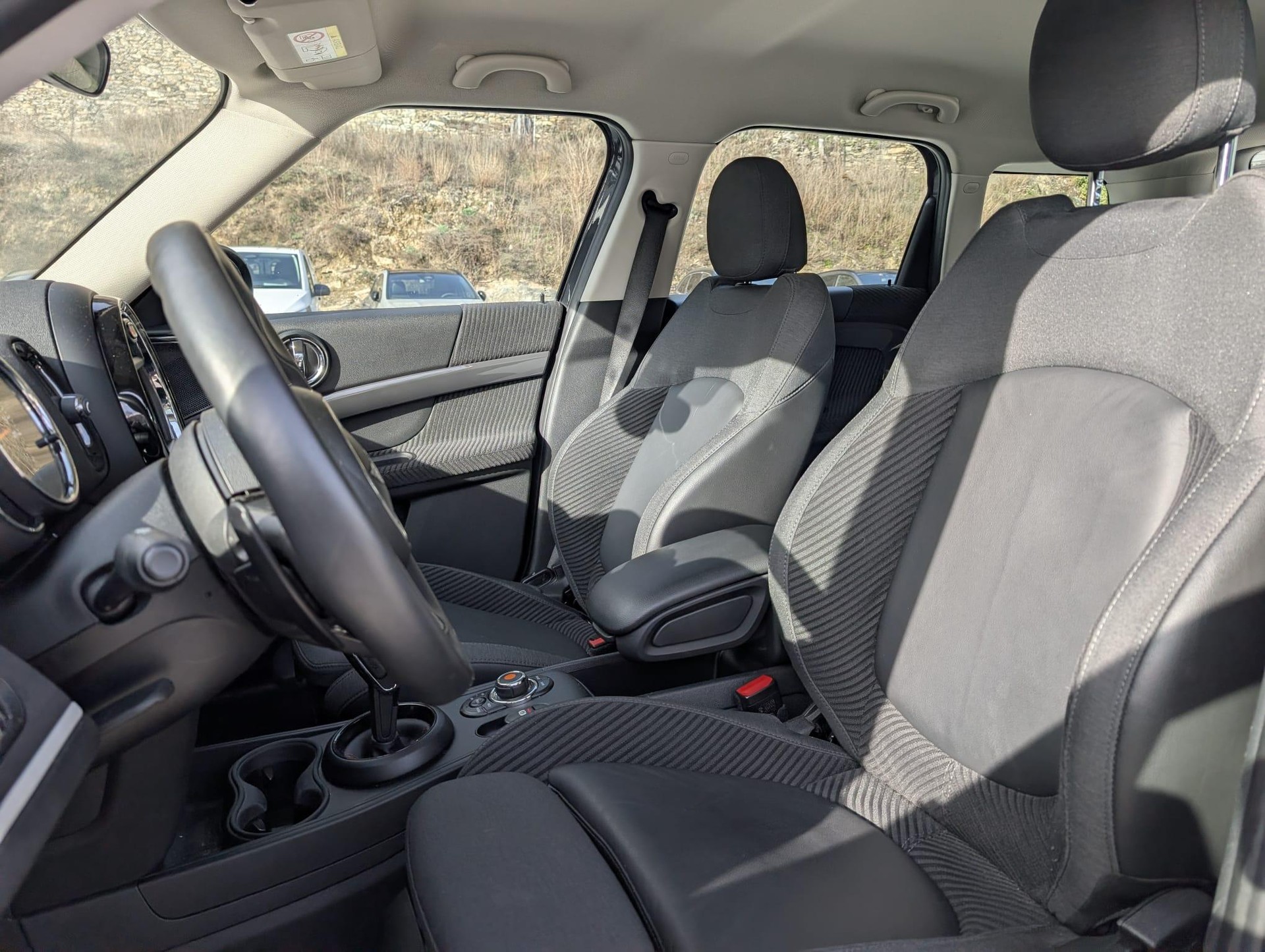 MINI Countryman F60 2.0i Cooper S-image-8
