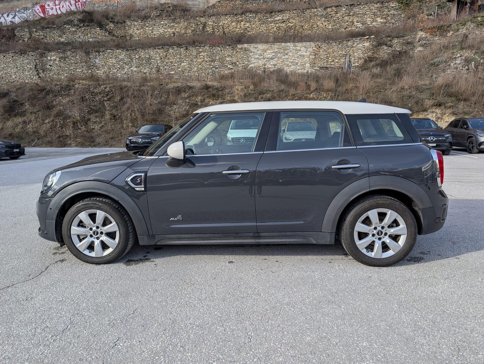 MINI Countryman F60 2.0i Cooper S-image-1