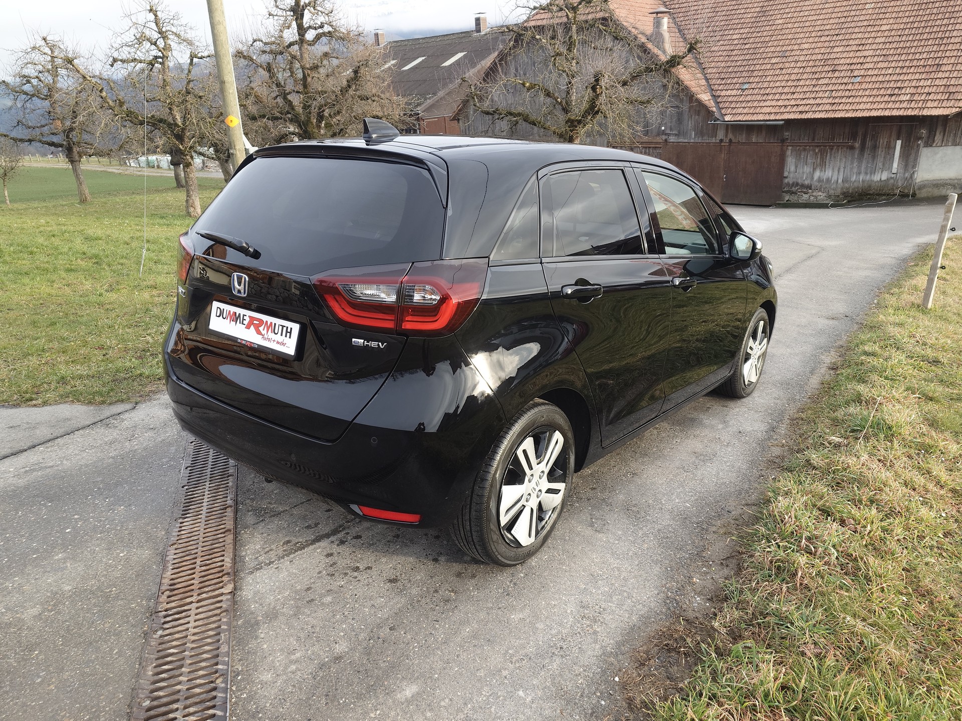 HONDA Jazz 1.5i-MMD Executive E-CVT-image-1
