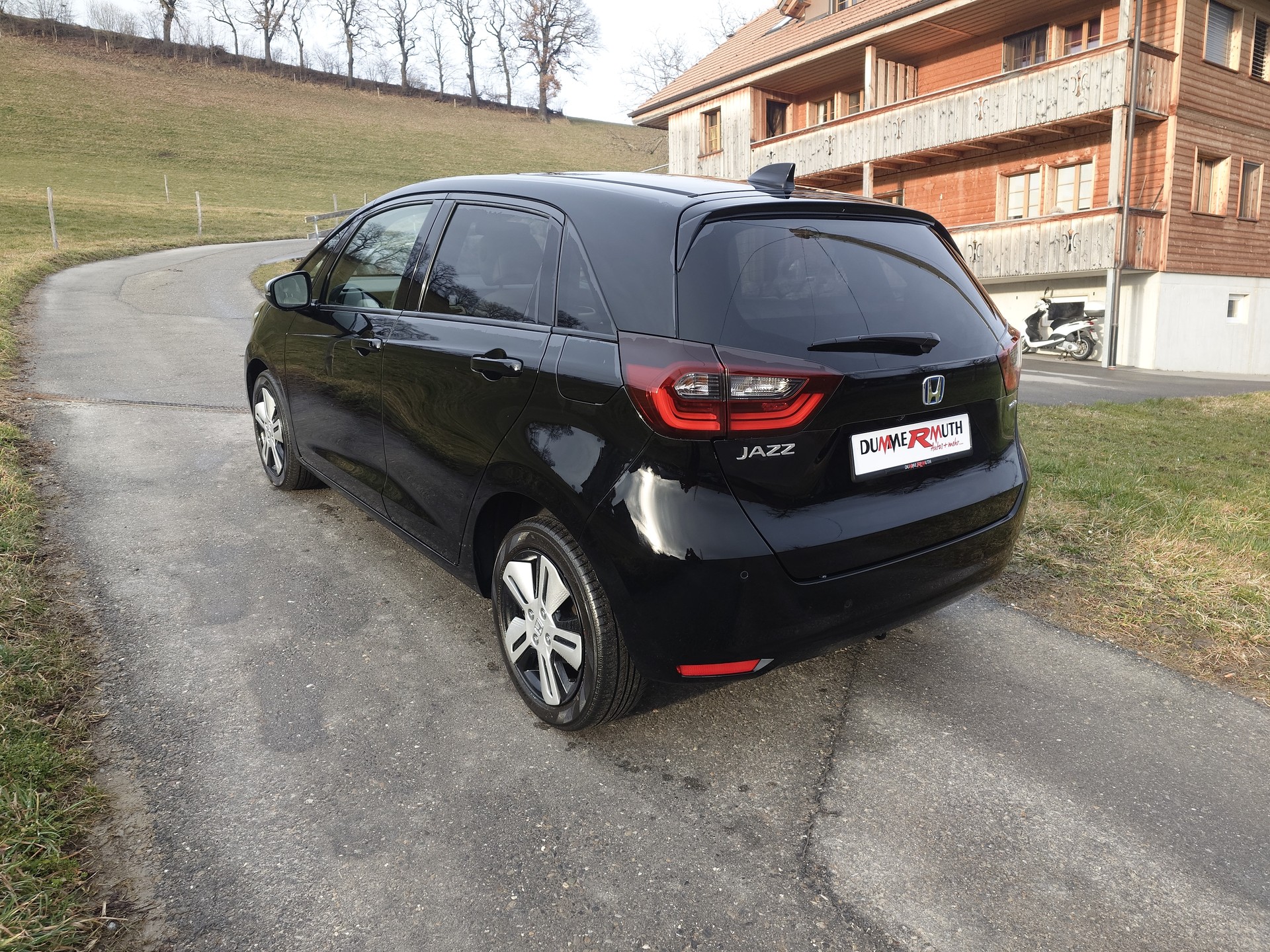 HONDA Jazz 1.5i-MMD Executive E-CVT-image-6