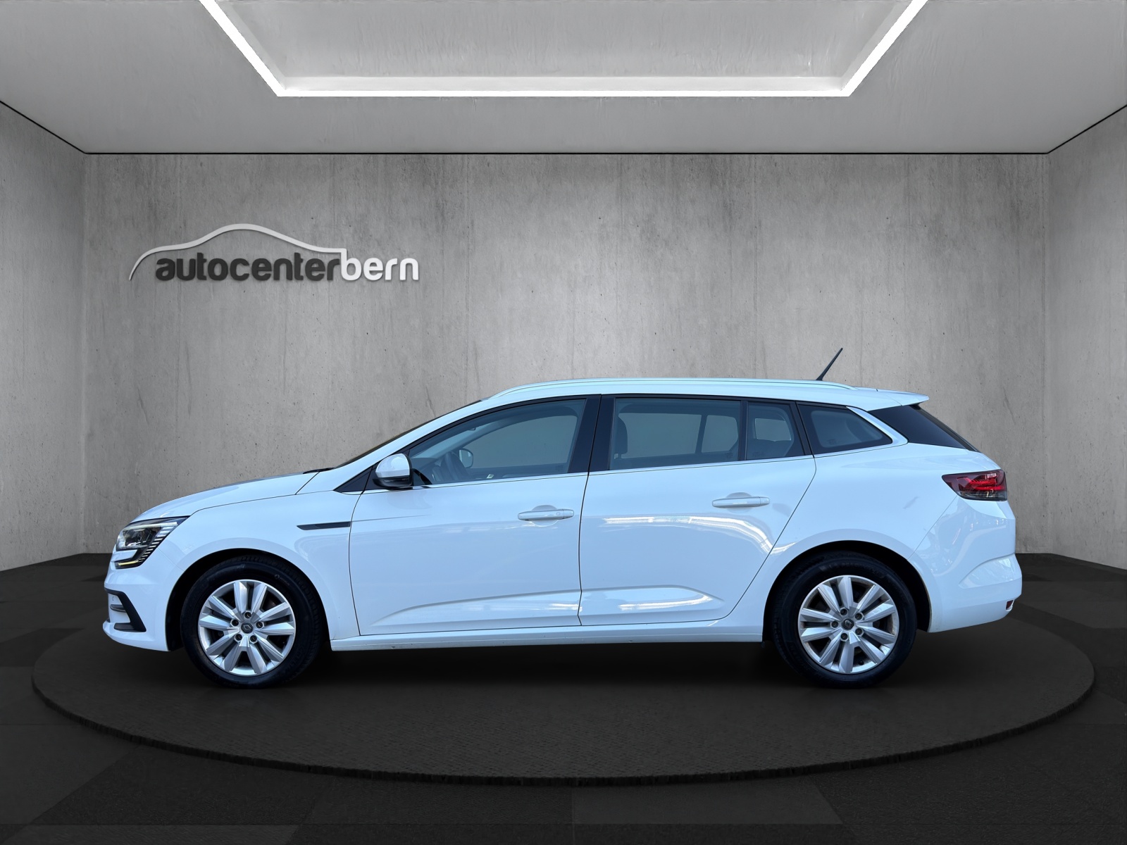RENAULT Mégane Grandtour 1.5 dCi Zen-image-3