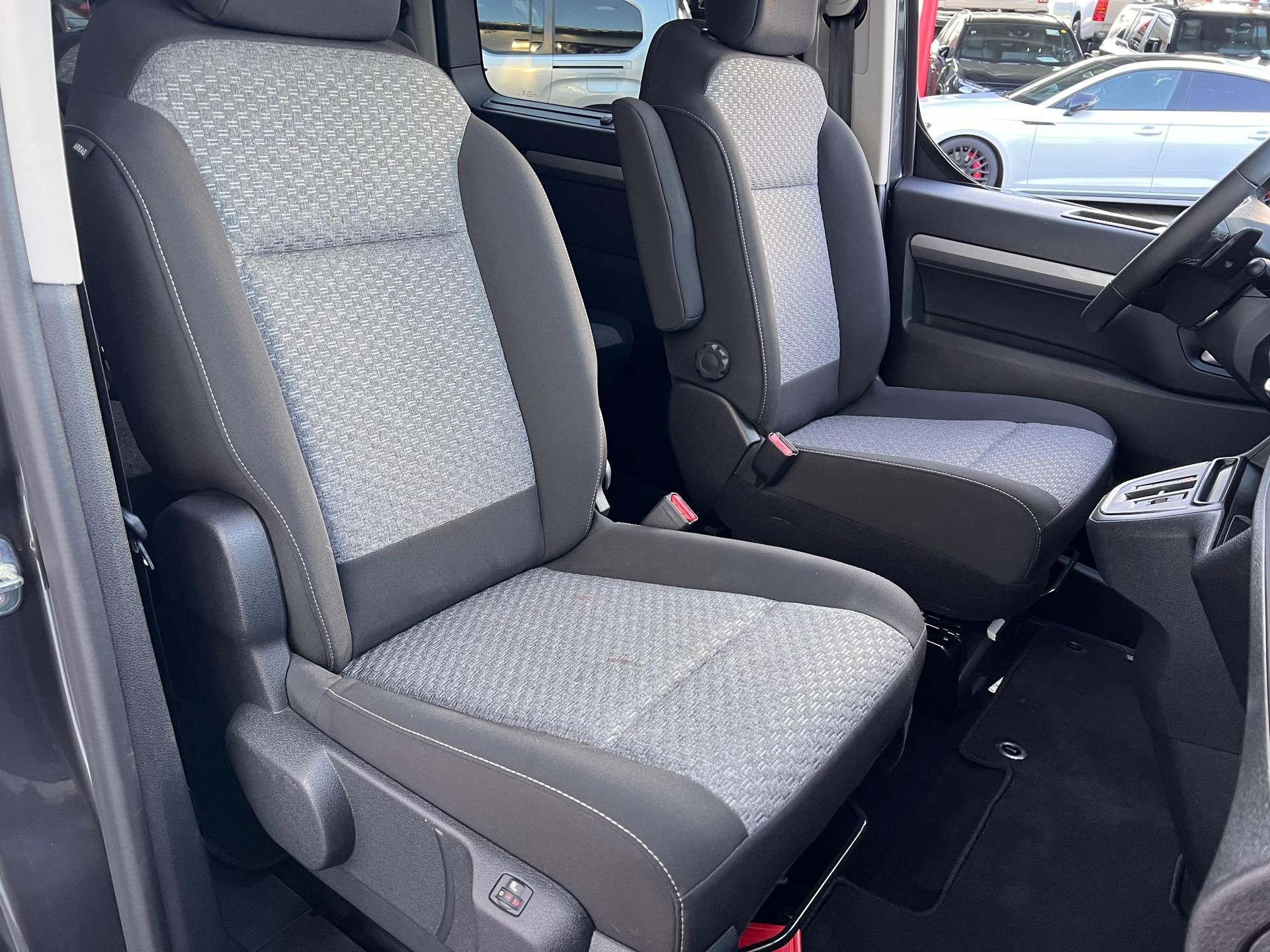 TOYOTA PROACE Verso L1 2.0 D Trend-image-14