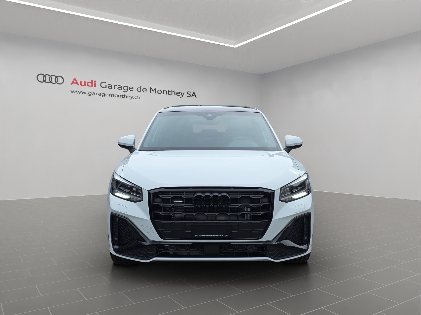 AUDI Q2 40 TFSI S line Attraction quattro S-tronic-image-1