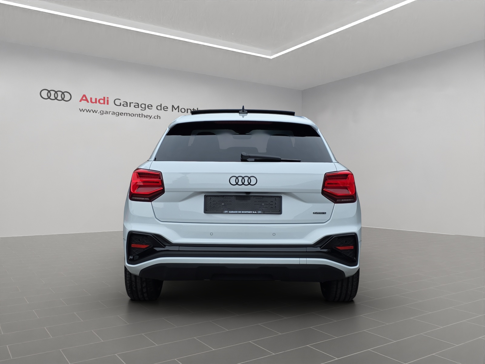 AUDI Q2 40 TFSI S line Attraction quattro S-tronic-image-4