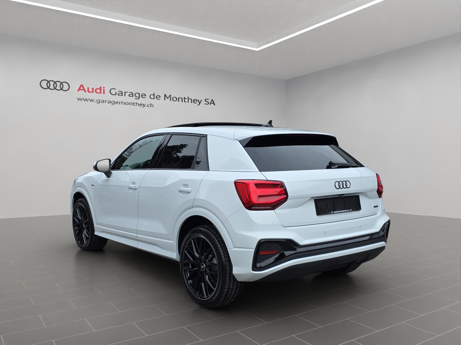 AUDI Q2 40 TFSI S line Attraction quattro S-tronic-image-5