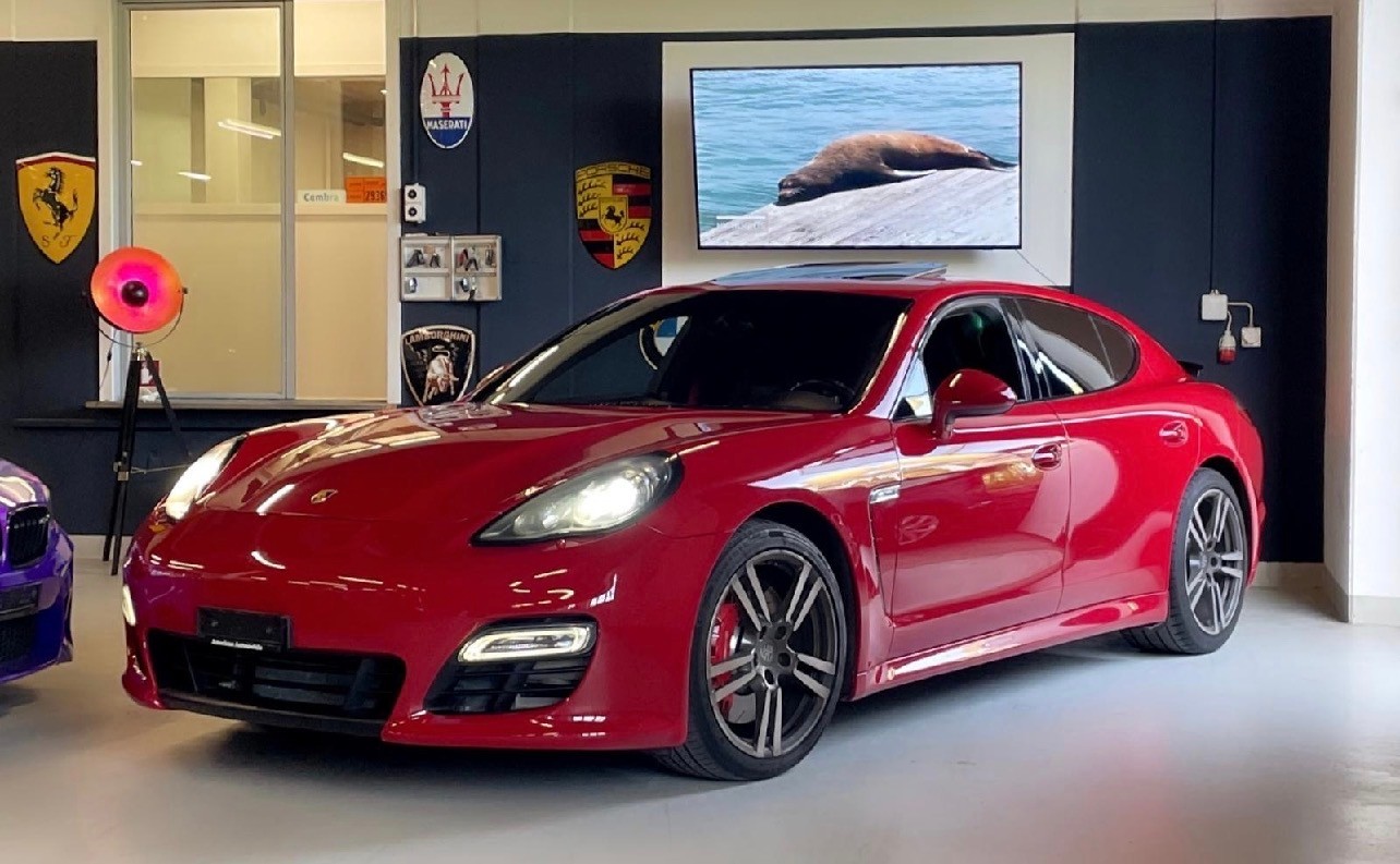 PORSCHE Panamera GTS 4.8 PDK-image-1