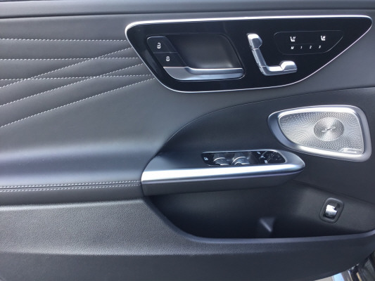 MERCEDES-BENZ C 220 d T 4 Matic-image-9