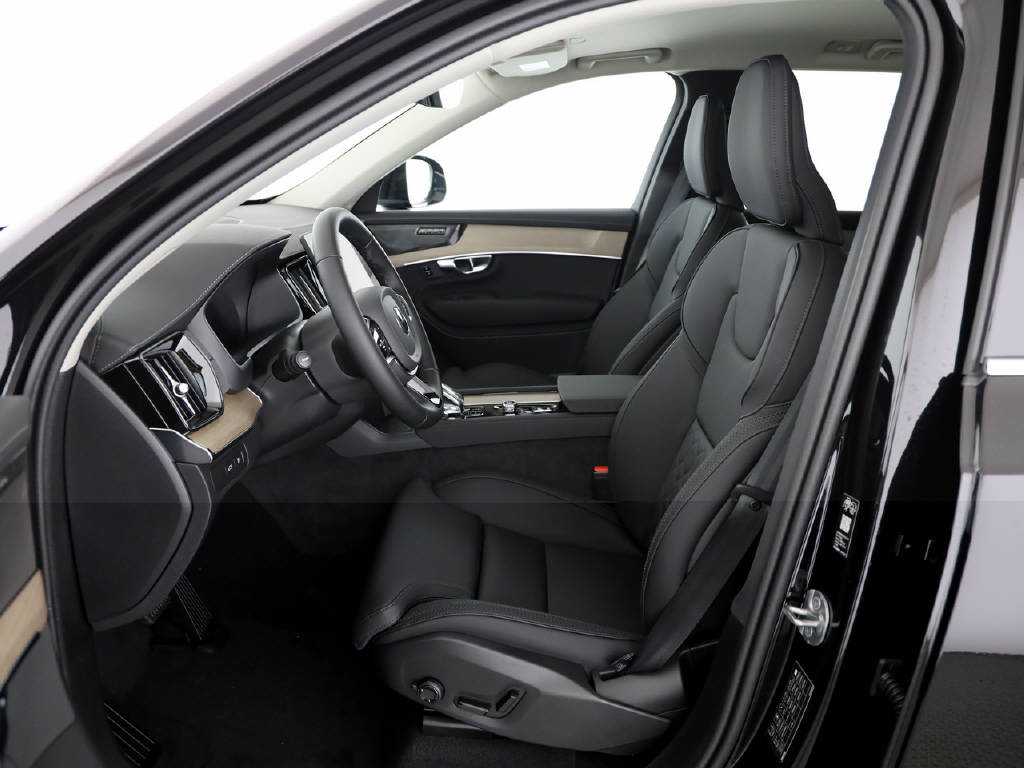VOLVO XC90 2.0 T8 TE Plus Bright eAWD-image-1