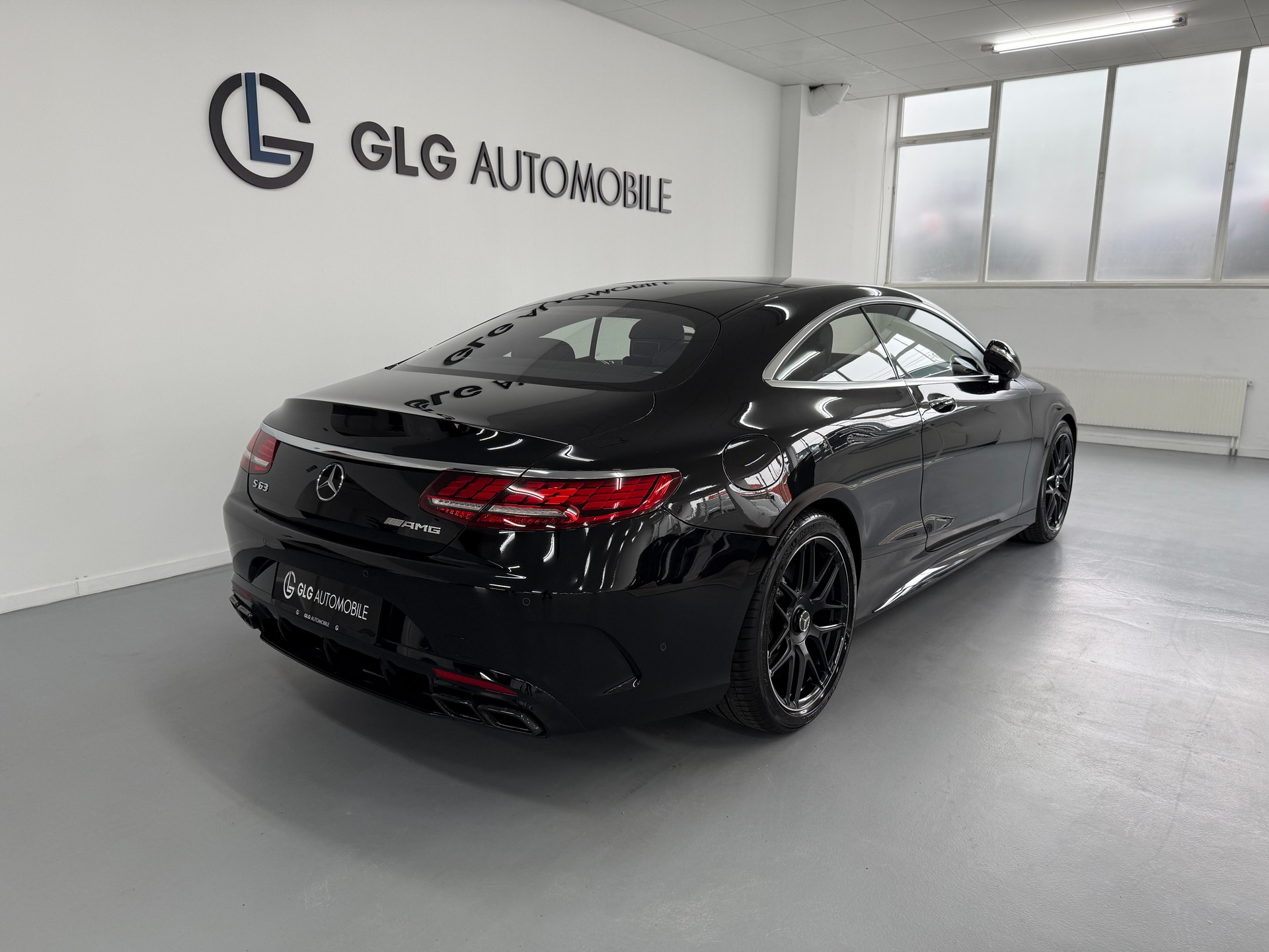 MERCEDES-BENZ S 63 AMG Coupé 4Matic Speedshift MCT-showroom-element-3