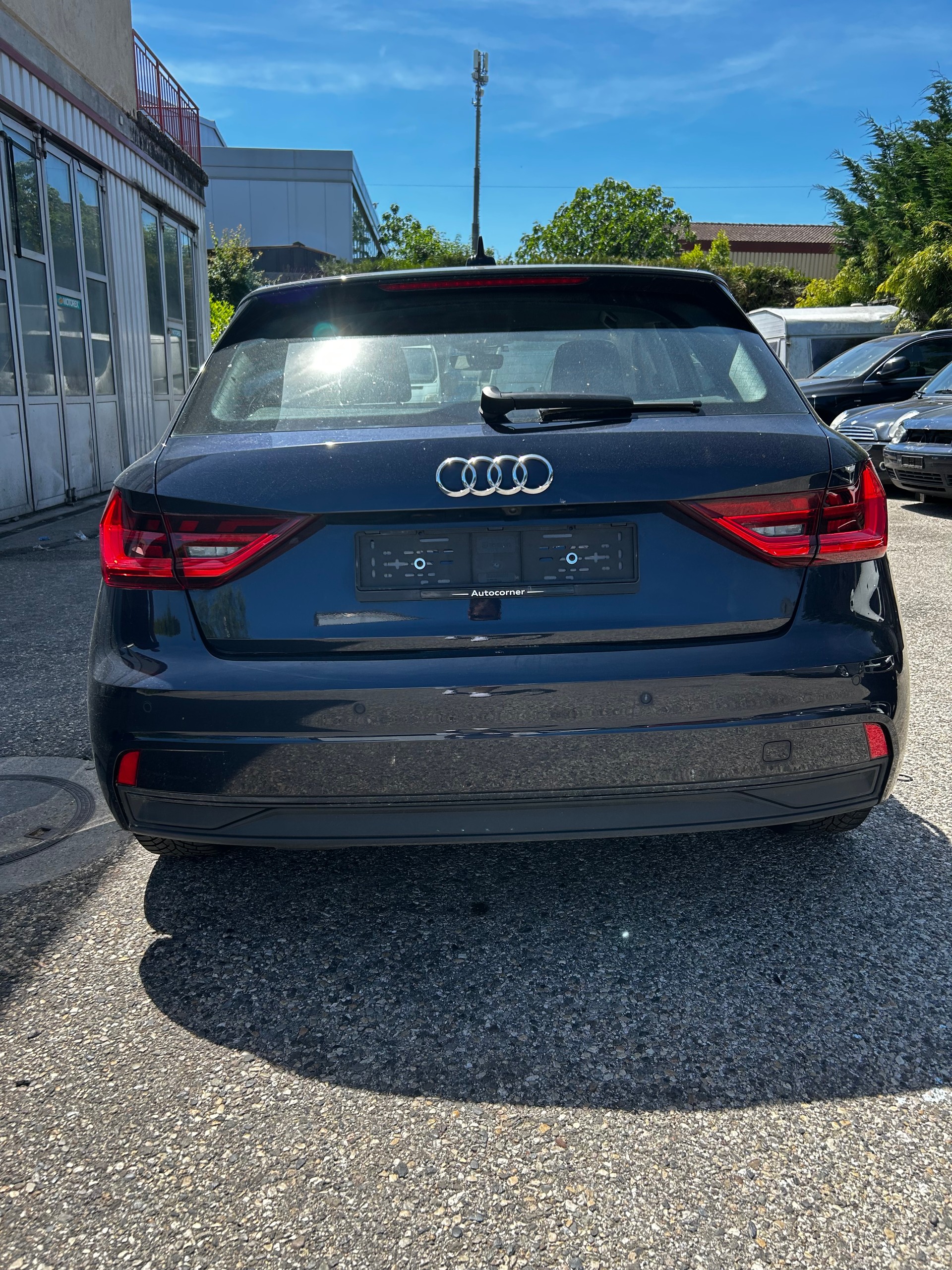 AUDI A1 Sportback 30 TFSI Attraction S-tronic-image-3