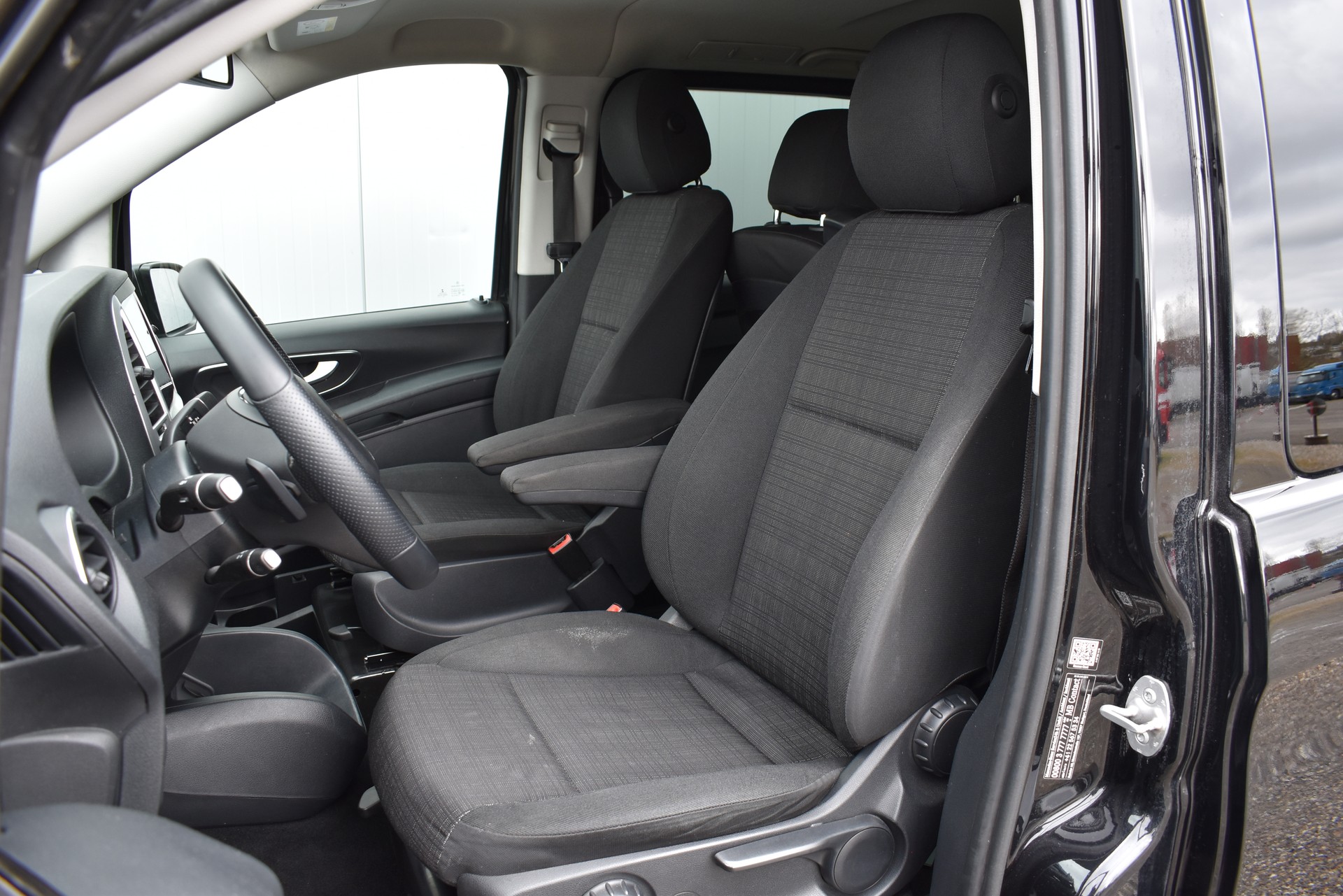 MERCEDES-BENZ Vito 114 CDI Tourer Nur Export/Garage-image-9