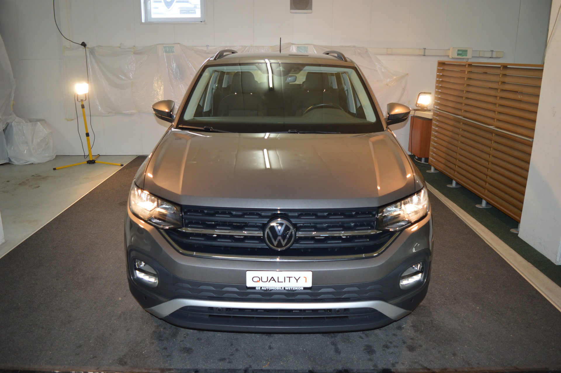 VW T-Cross 1.0 TSI Life DSG-image-2