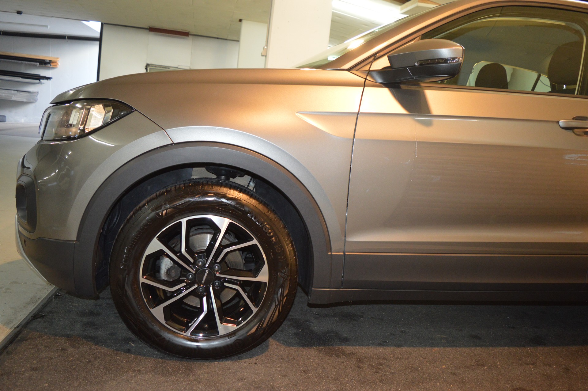 VW T-Cross 1.0 TSI Life DSG-image-11