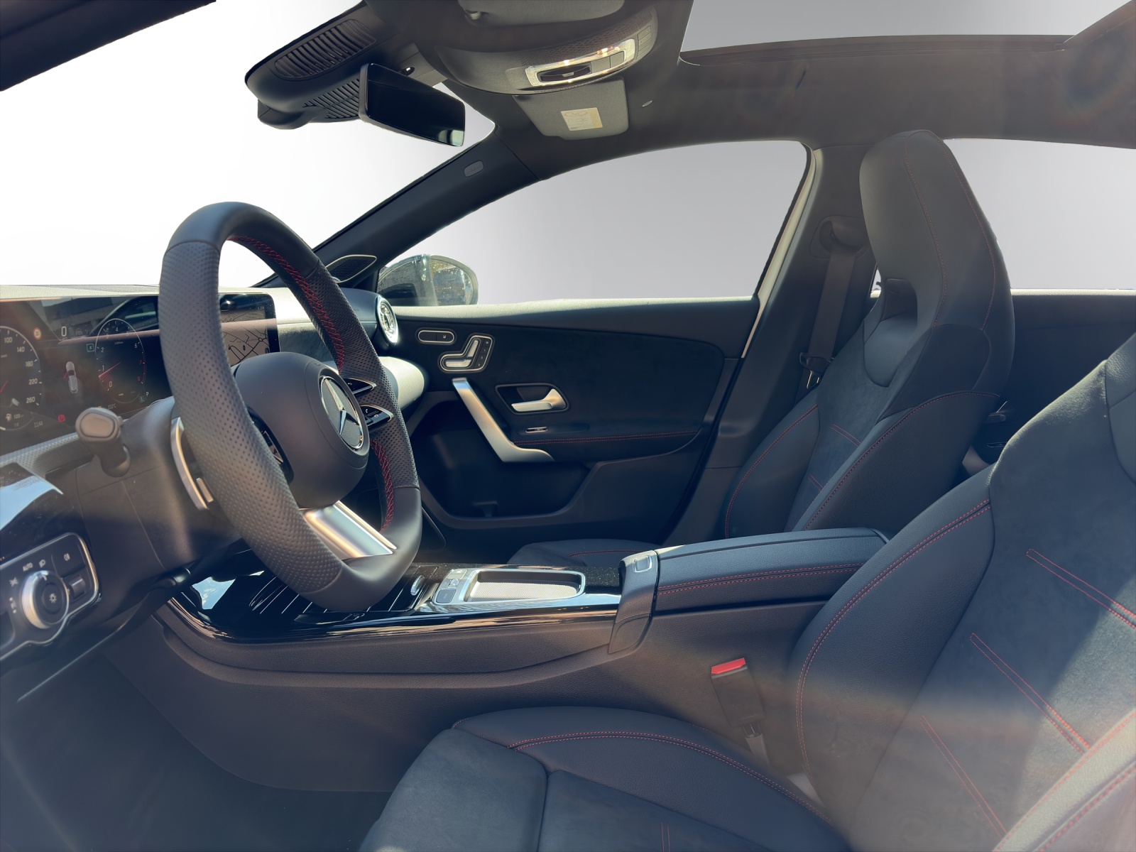 Image MERCEDES-BENZ A-220 A 220 4Matic 8G-DCT