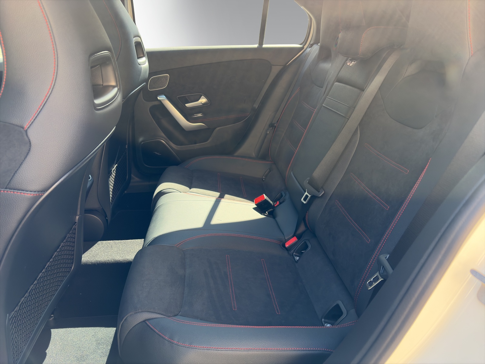 Image MERCEDES-BENZ A-220 A 220 4Matic 8G-DCT