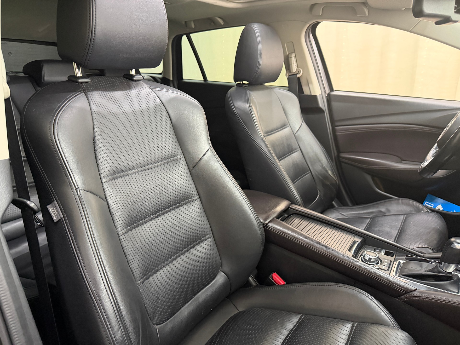 MAZDA 6 Sportwagon SKYACTIV-D 175 Revolution Automat AWD-image-13