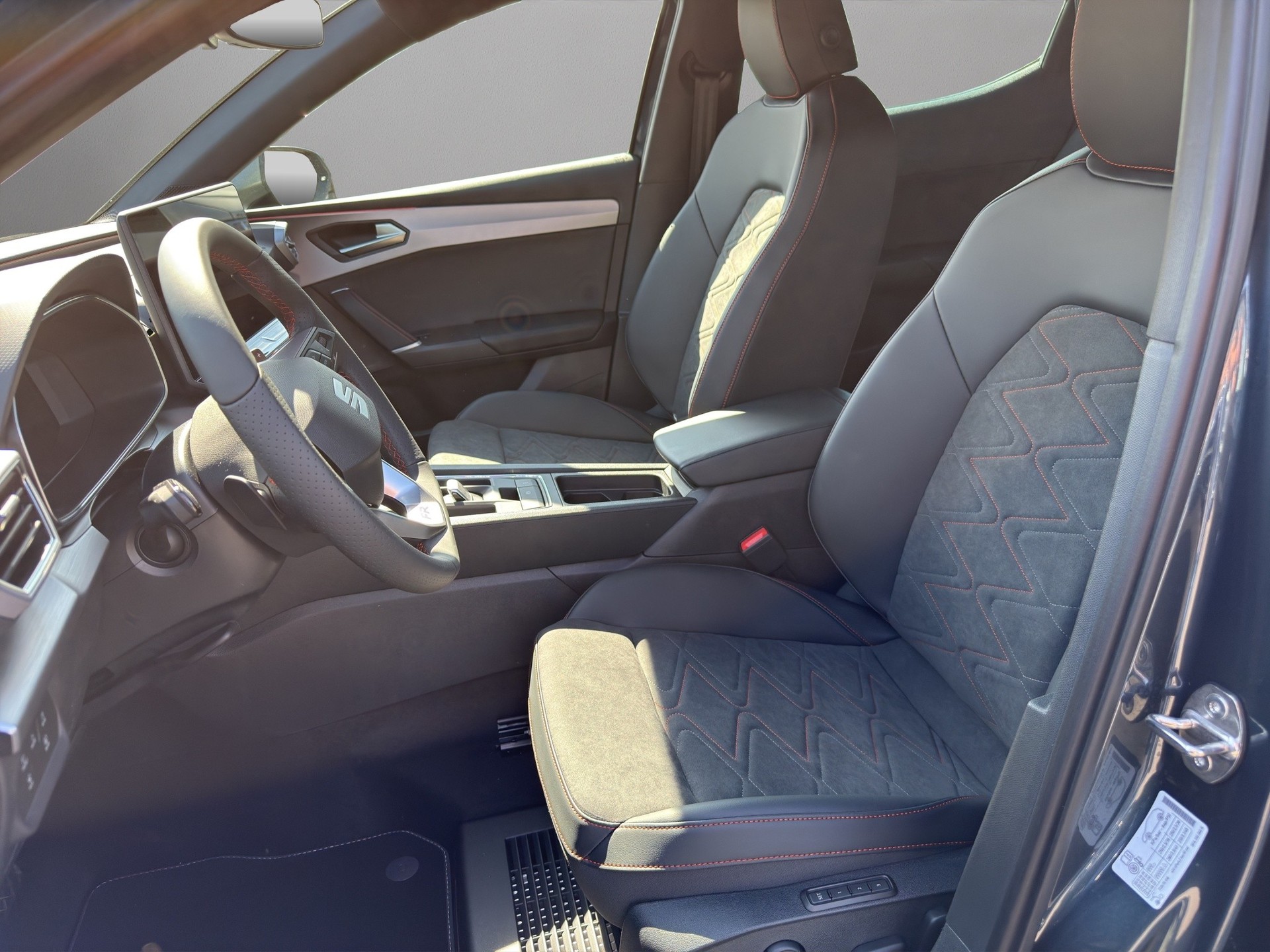 SEAT Leon 1.5 eTSI mHEV DSG Move FR-image-4