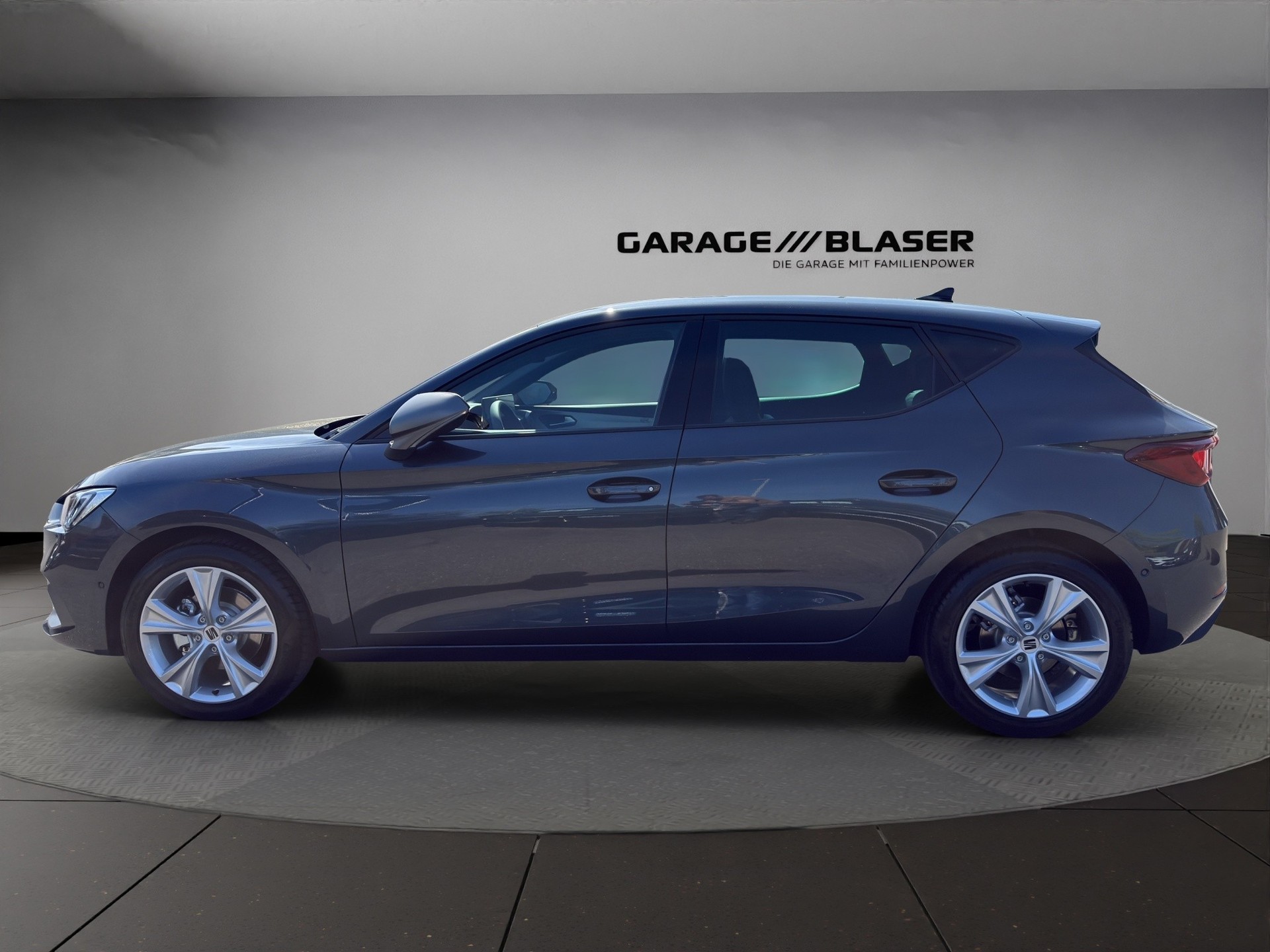 SEAT Leon 1.5 eTSI mHEV DSG Move FR-image-1