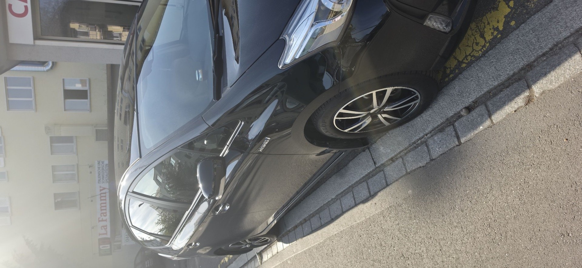 TOYOTA Prius Plus 1.8 Hybrid VT-I Premium-image-8