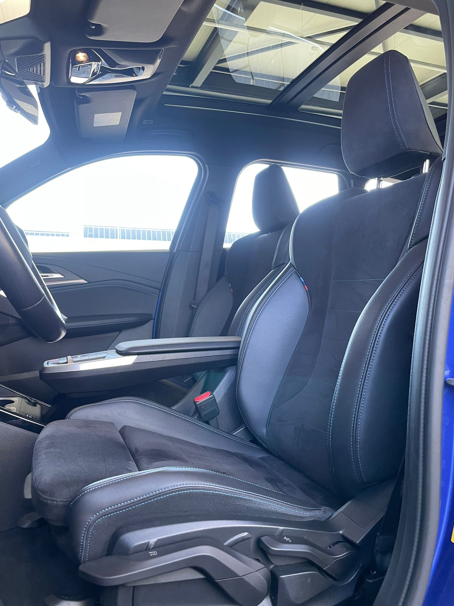 BMW X1 25e xDrive paddles-image-5