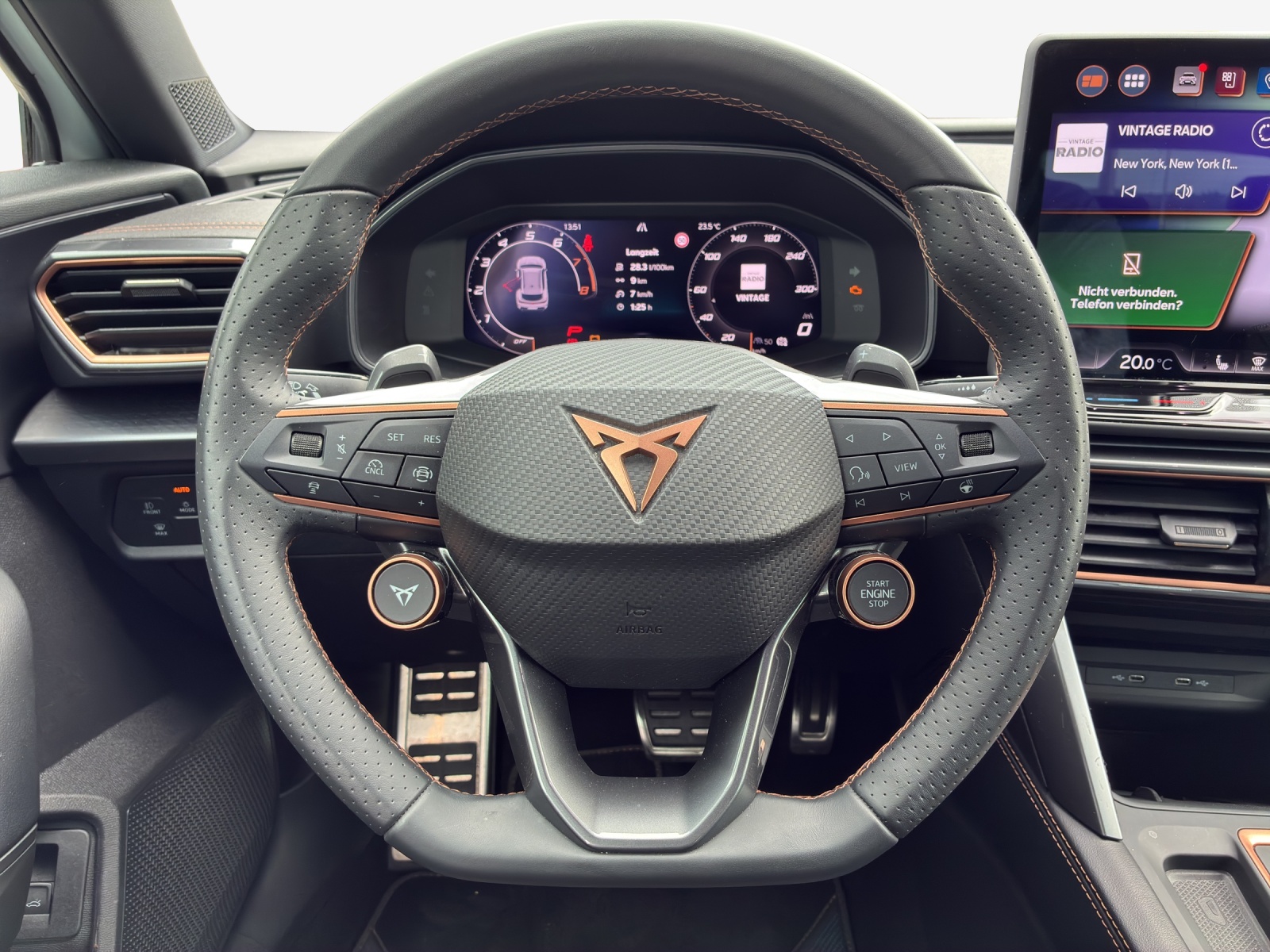 CUPRA Formentor 1.5 TSI DSG-image-8