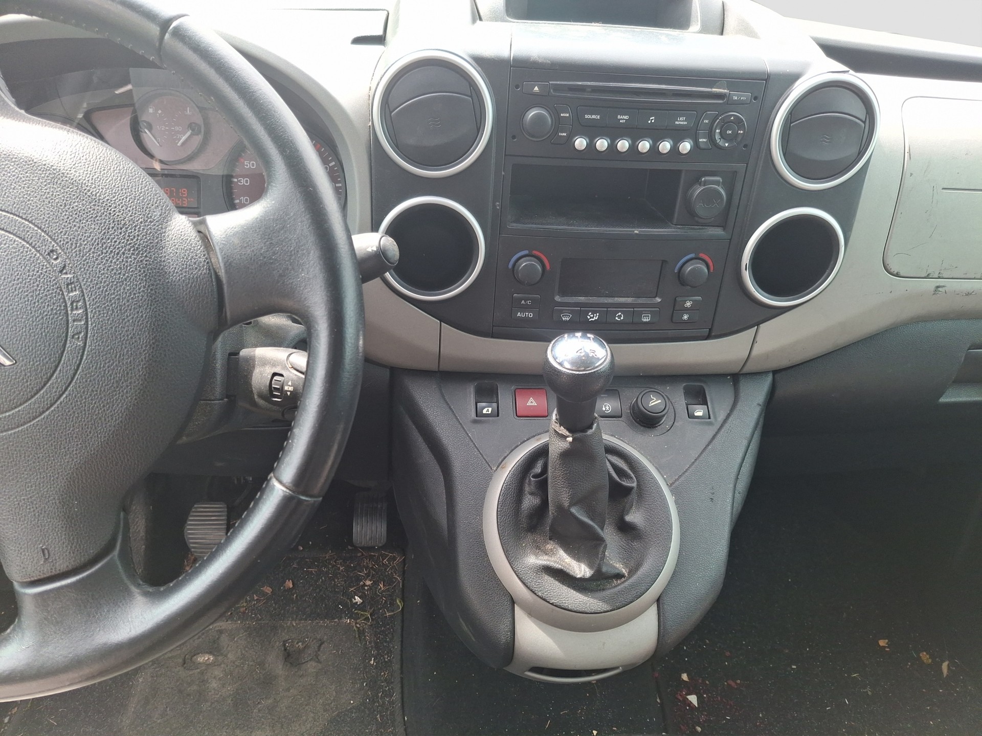 CITROEN Berlingo 1.6 16V Multispace-image-8