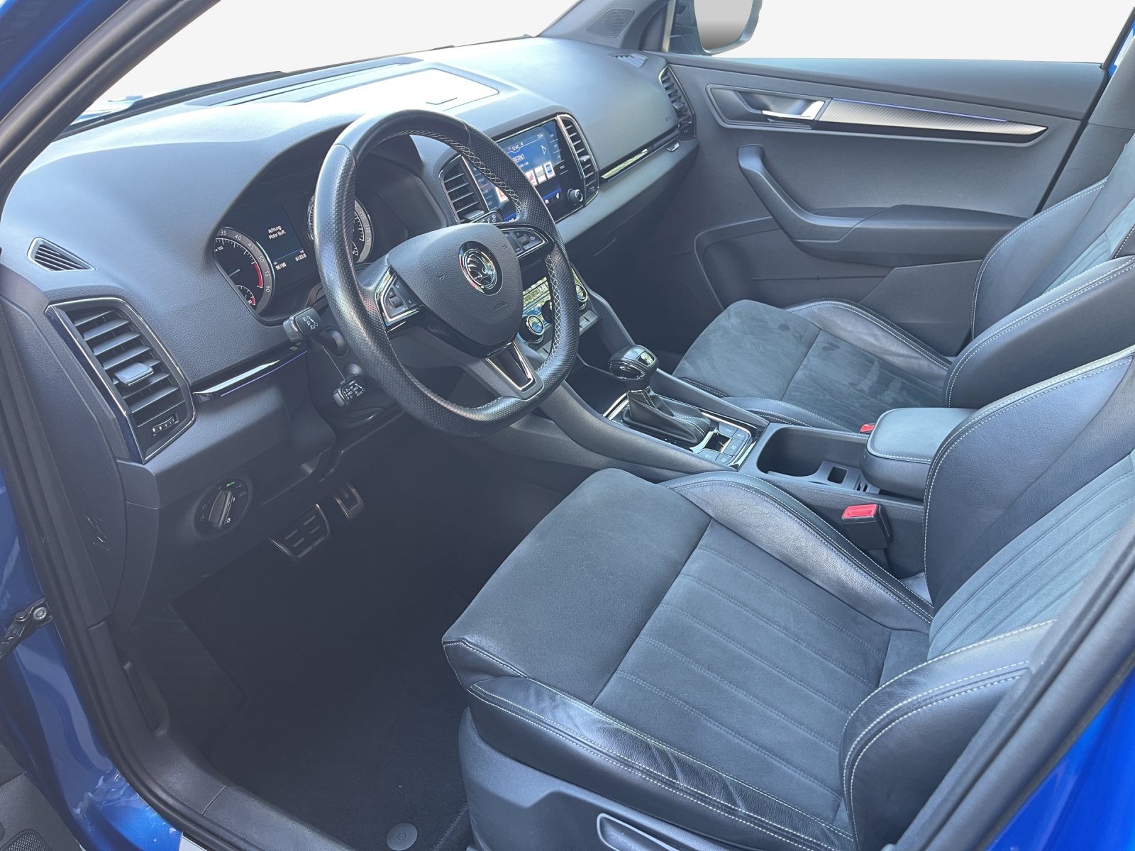 SKODA Karoq 2.0 TDI SCR SportLine 4x4 DSG-image-7
