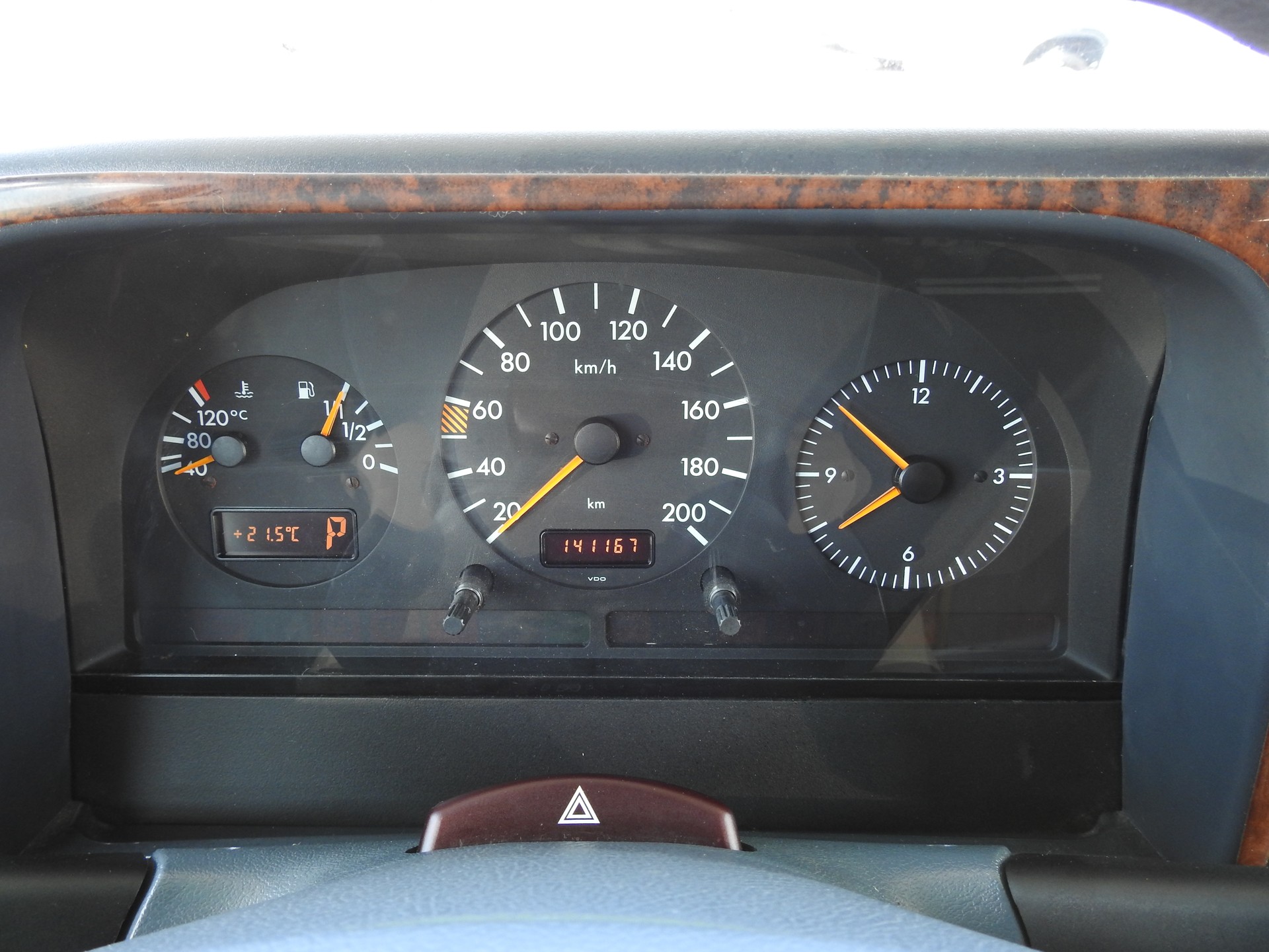 MERCEDES-BENZ 312 D-image-18