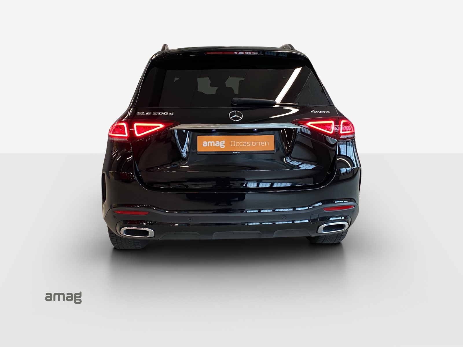 MERCEDES-BENZ GLE 300 d 4Matic AMG Line 9G-Tronic-showroom-element-3