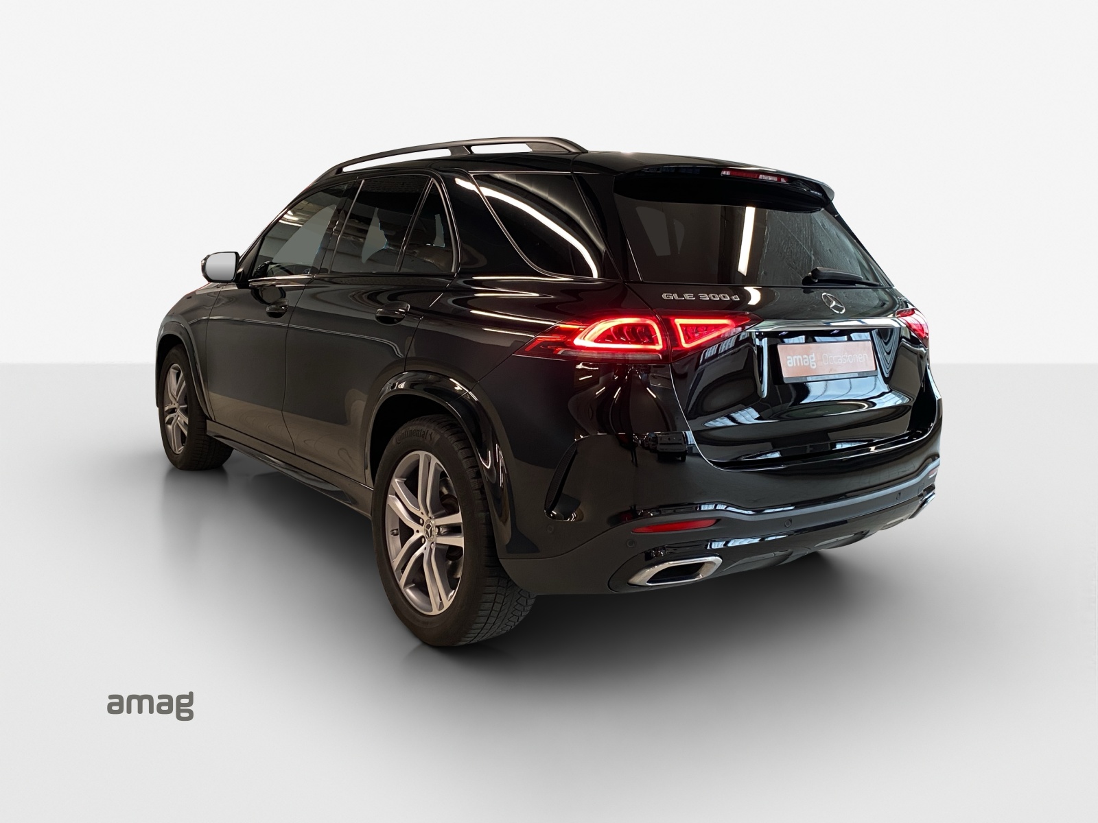 MERCEDES-BENZ GLE 300 d 4Matic AMG Line 9G-Tronic-showroom-element-2