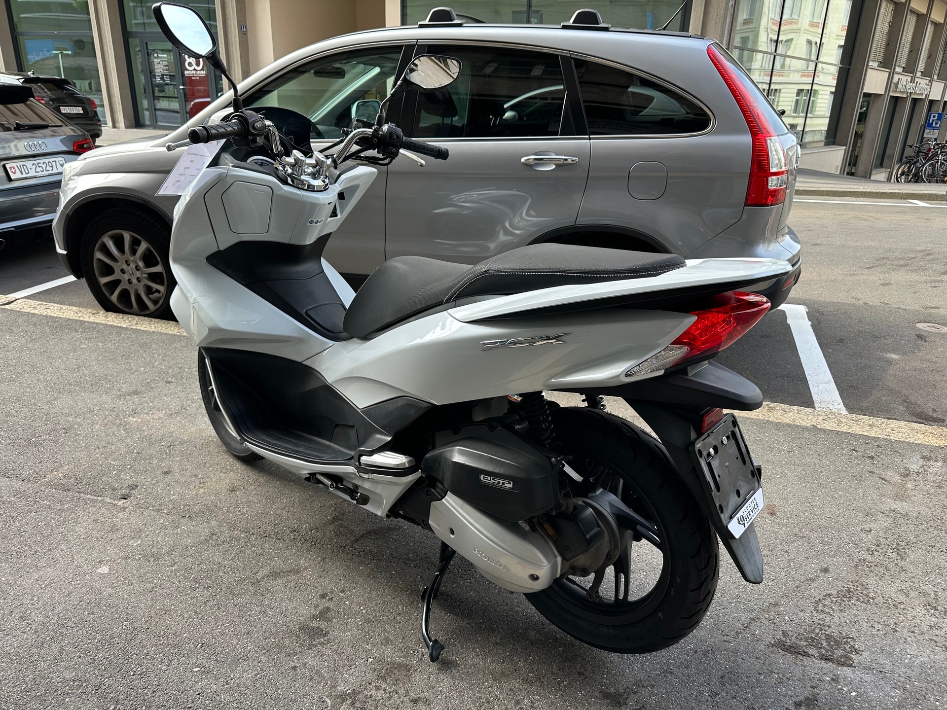 HONDA PCX 125 i-image-4