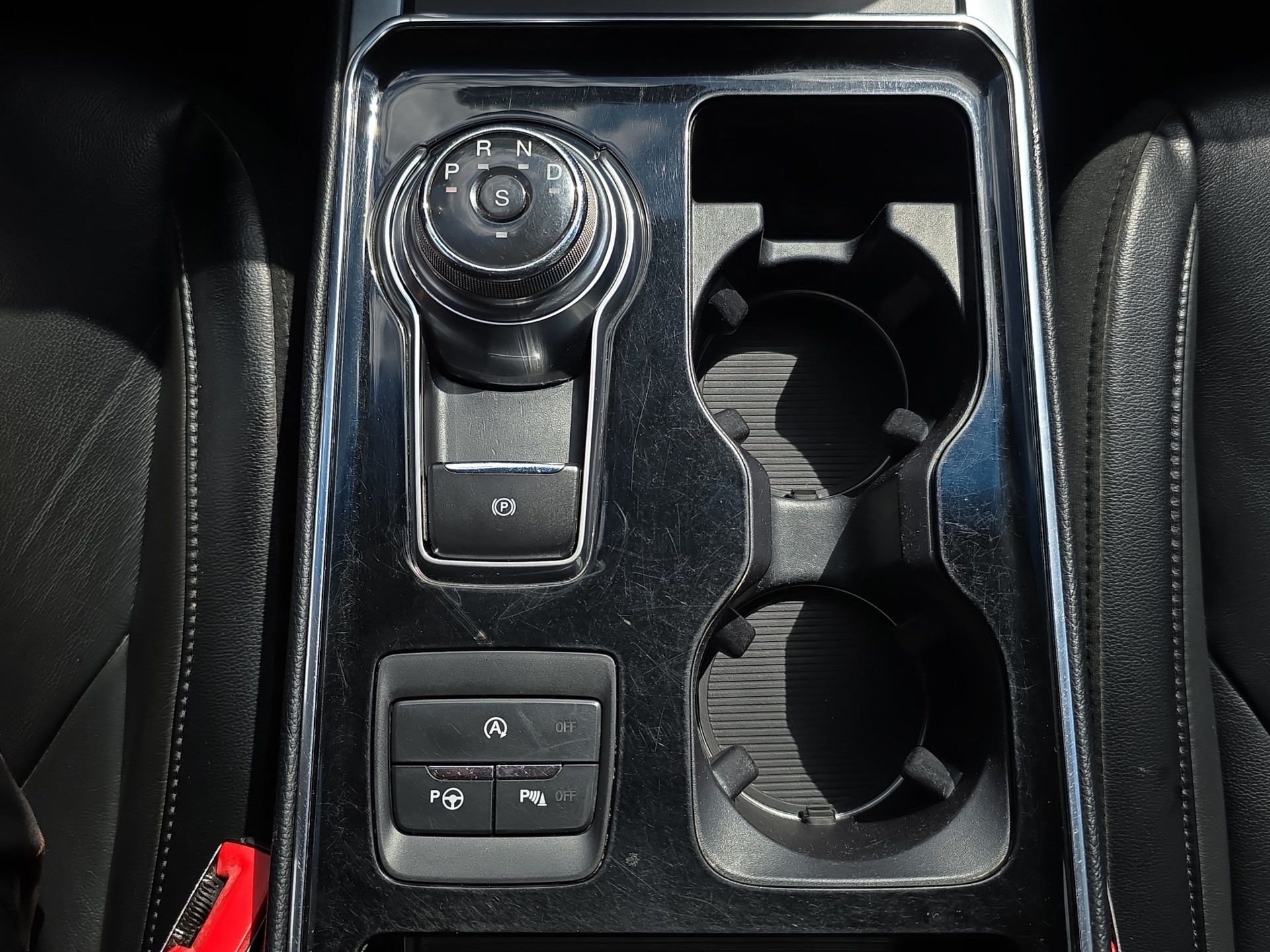 FORD Edge 2.0 EcoBlue Titanium 4WD Automatic-image-13