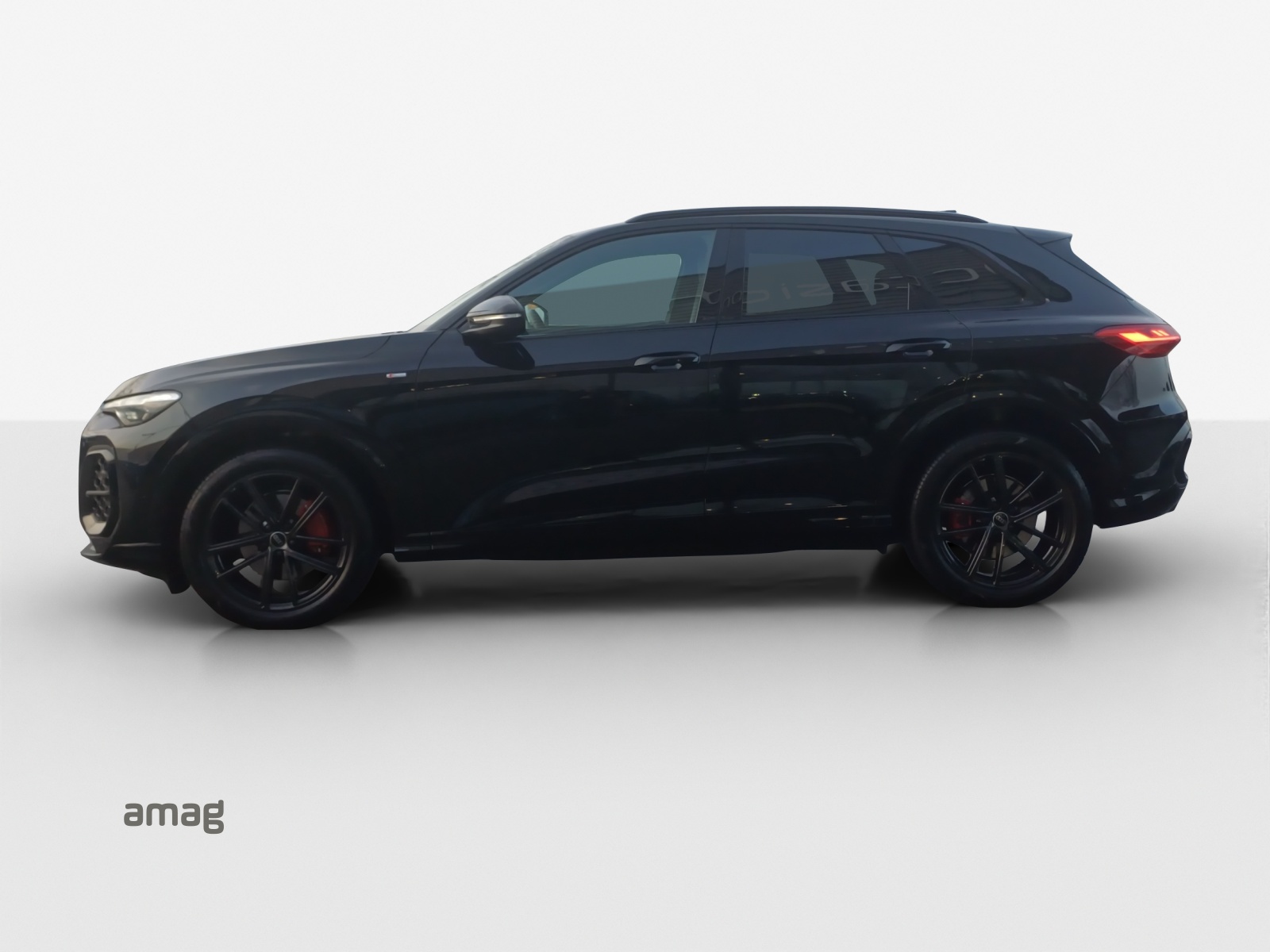 AUDI Q5 TFSI quatto 150 kW S-tronic-showroom-element-1