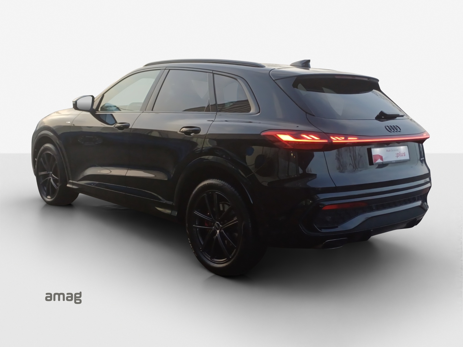 AUDI Q5 TFSI quatto 150 kW S-tronic-image-2
