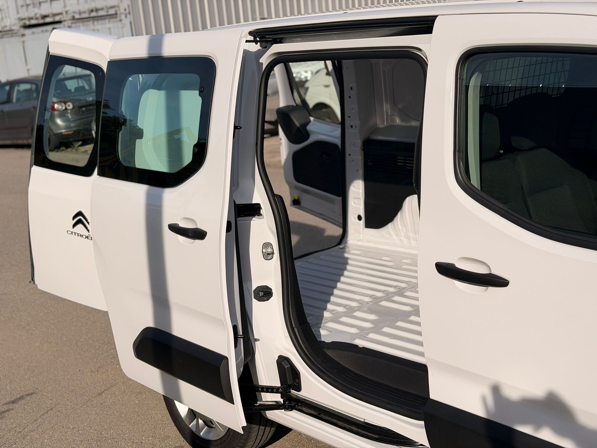 CITROEN Berlingo Van 1.5 Blue HDi 130 s/s EAT8-image-7